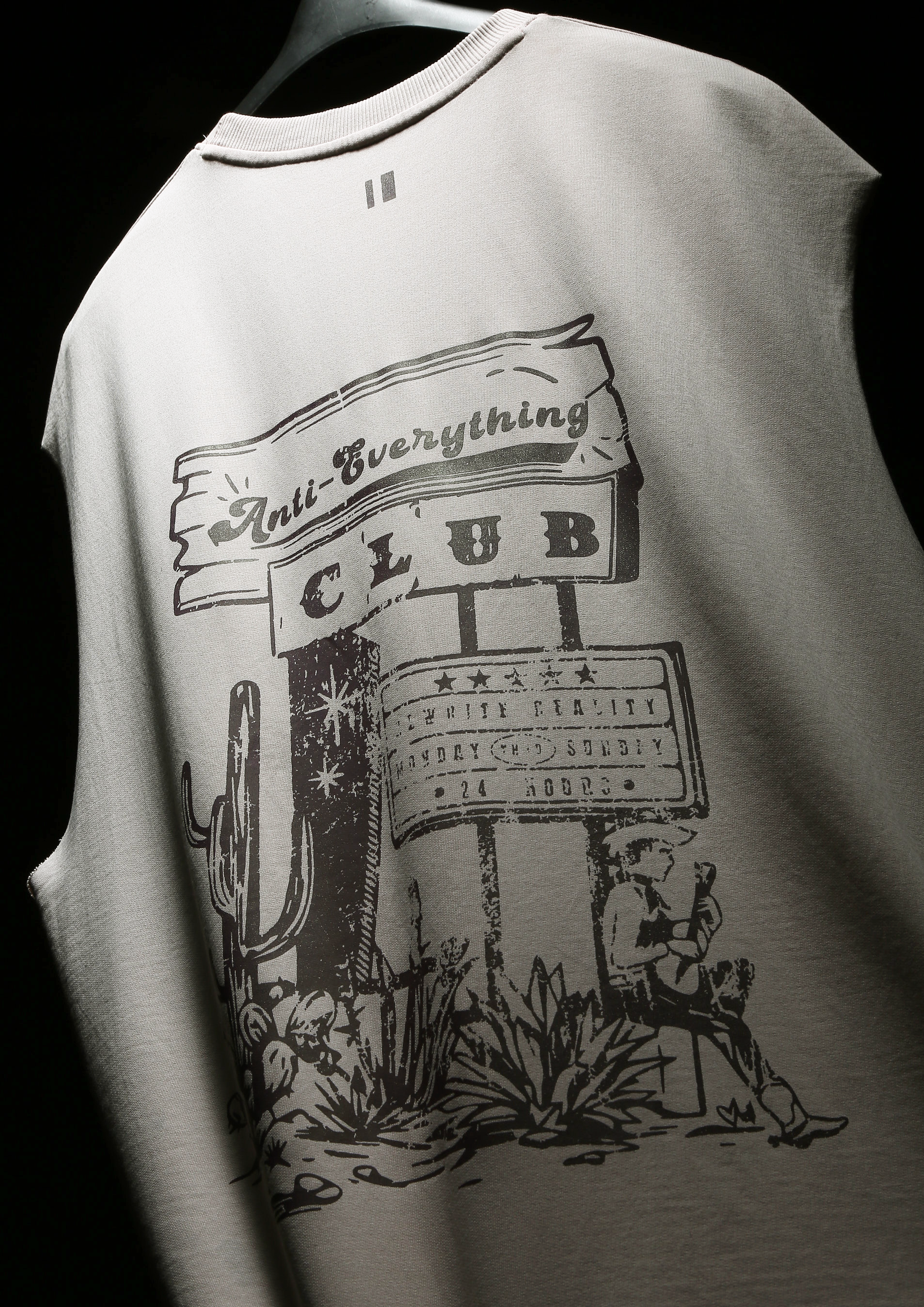 Anti-Everything Club Vest Beige