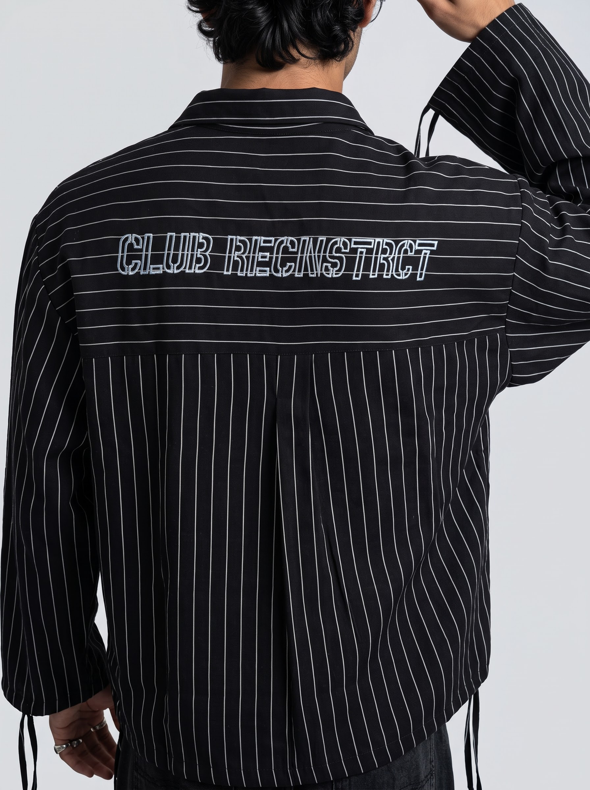 Stripped Void Boxy fit - Black