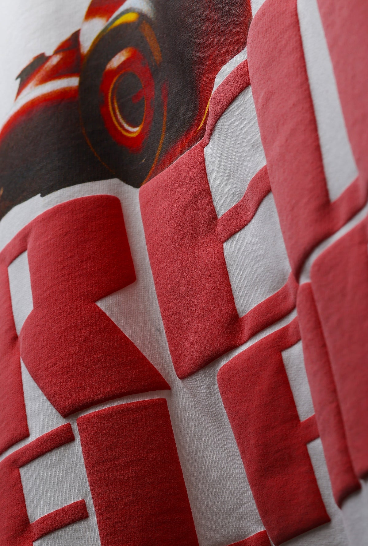 RED FLAG T-SHIRT