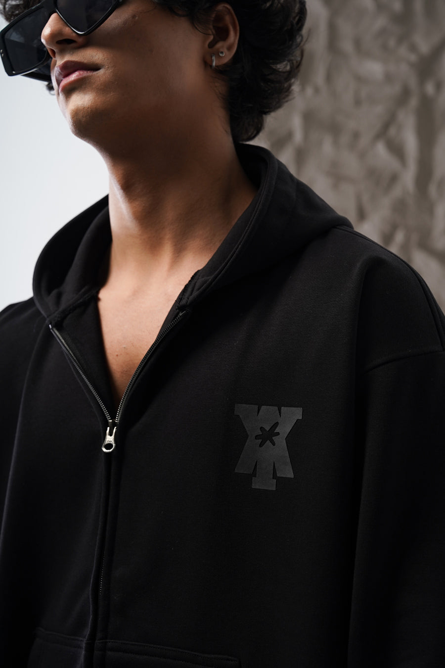 STAMP ZIP UP HOODIE – BLACK