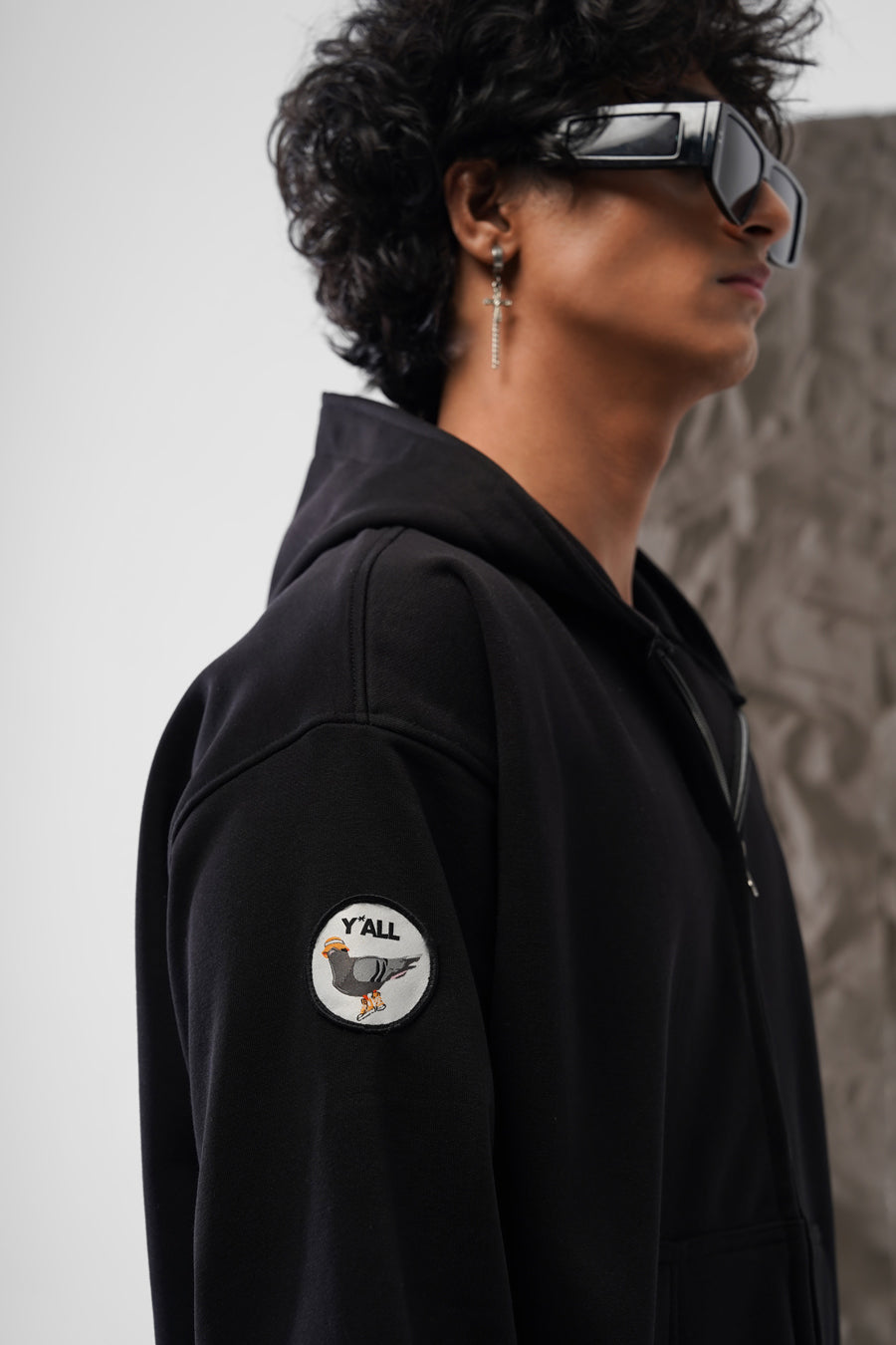STAMP ZIP UP HOODIE – BLACK