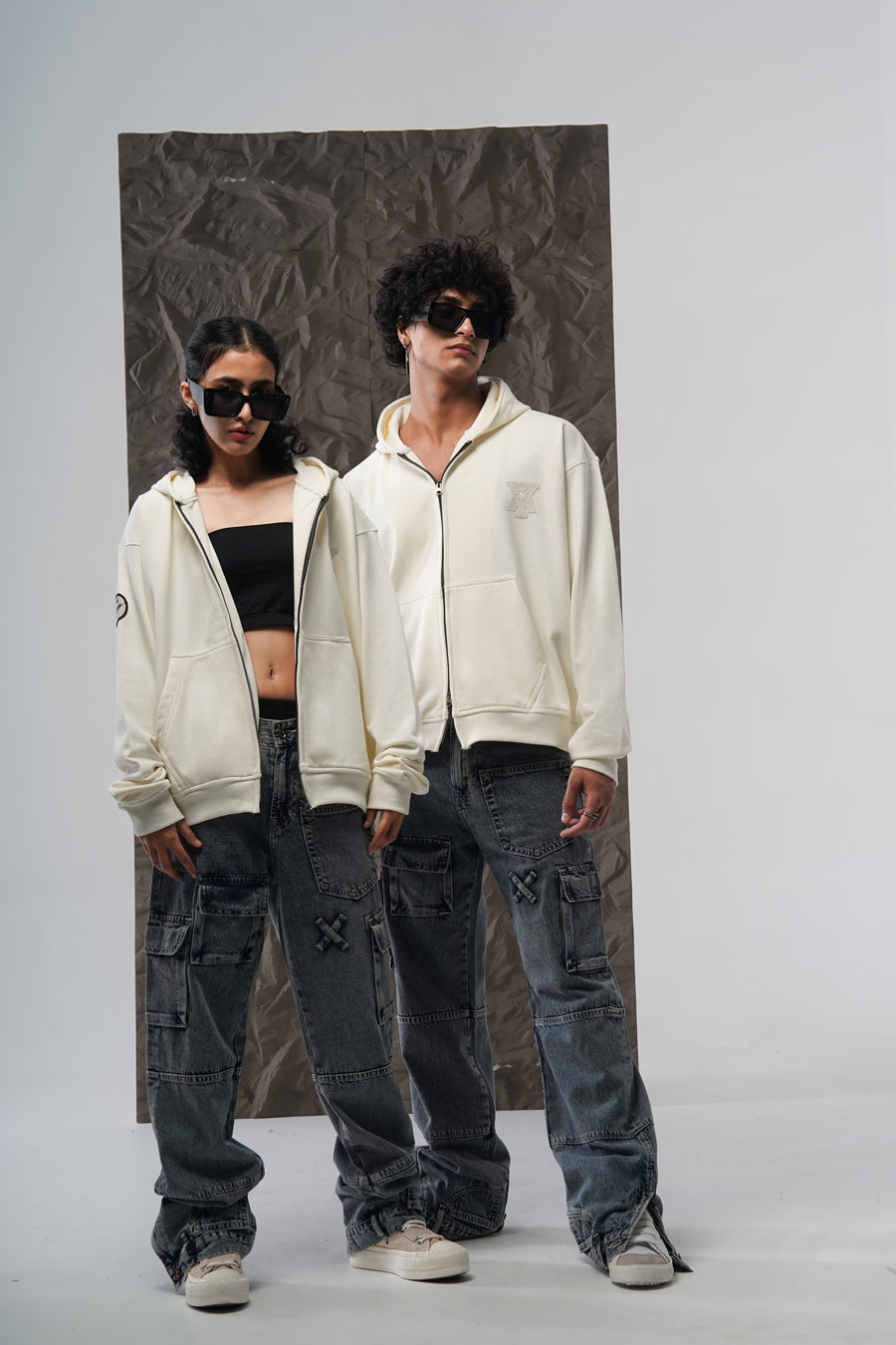 STAMP ZIP UP HOODIE – OFF WHITE