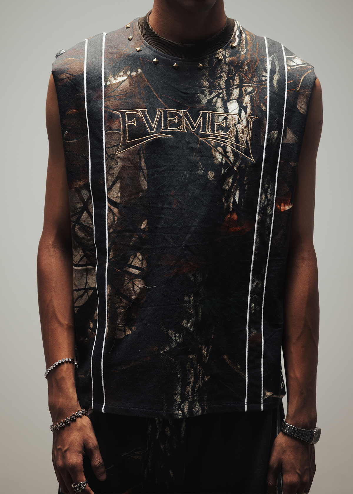 Oak stripe tank
