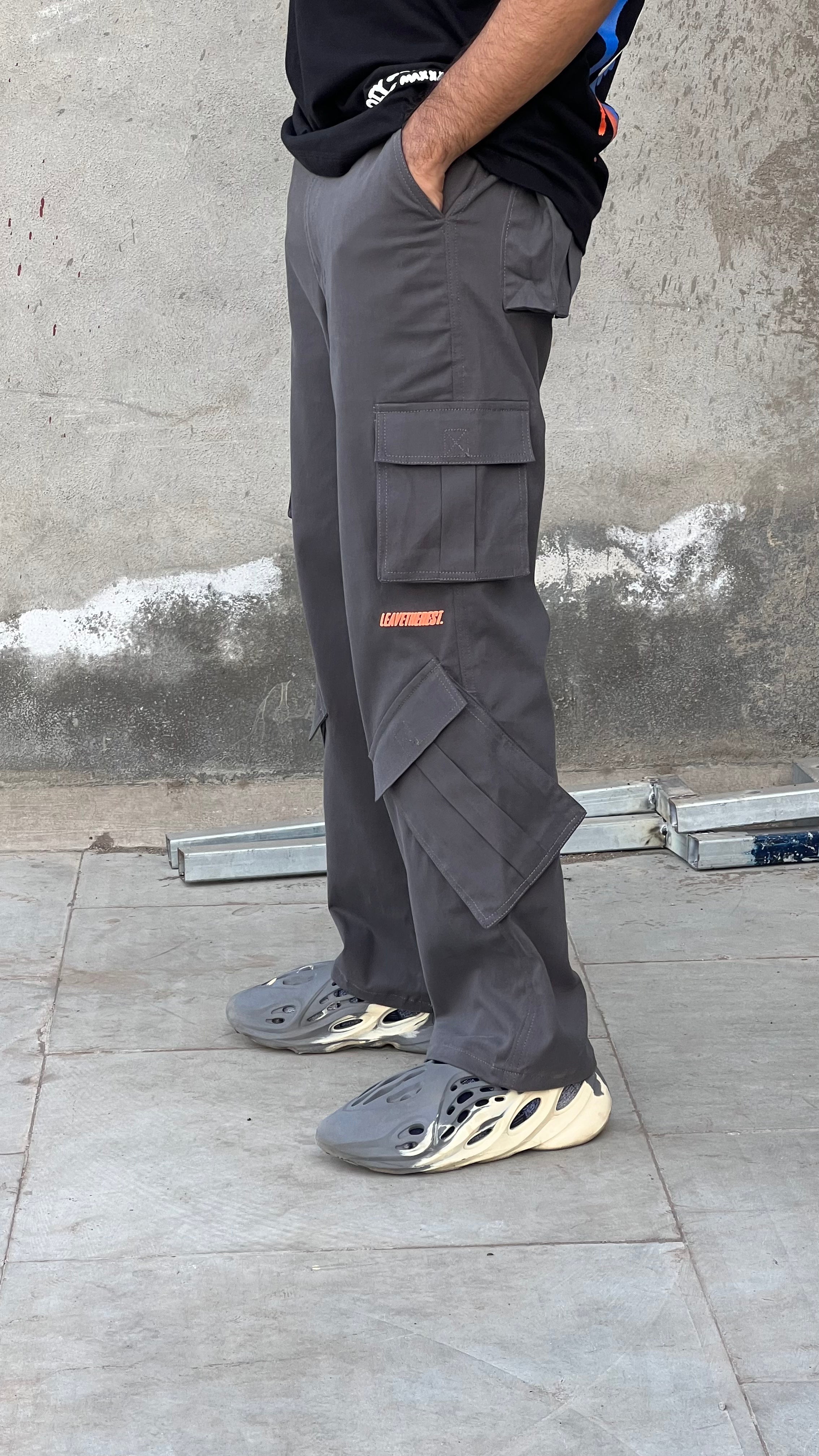 Graphite 8 pockets cargo sb - MTM