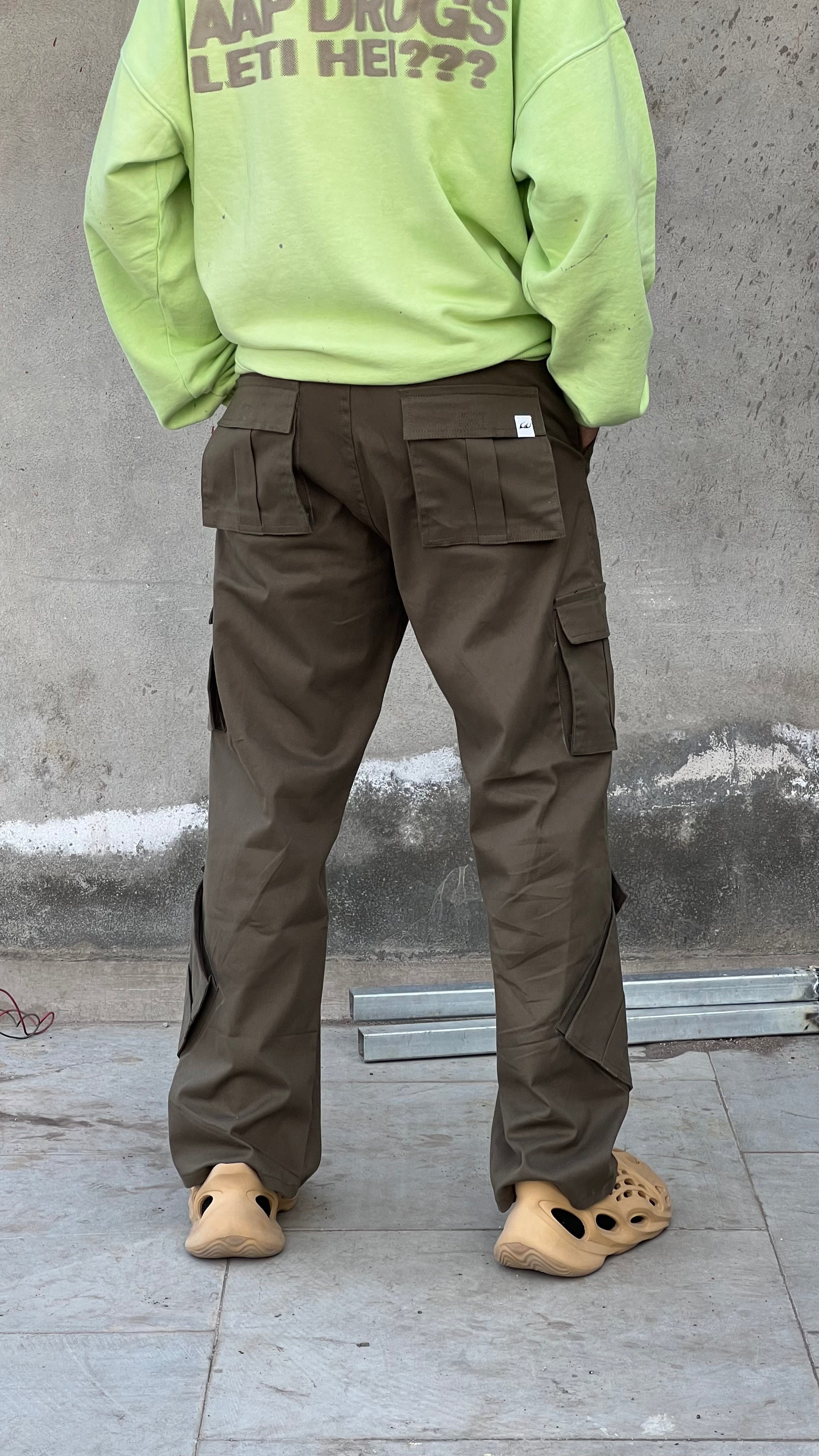 Army Green 8 pockets cargo sb - MTM