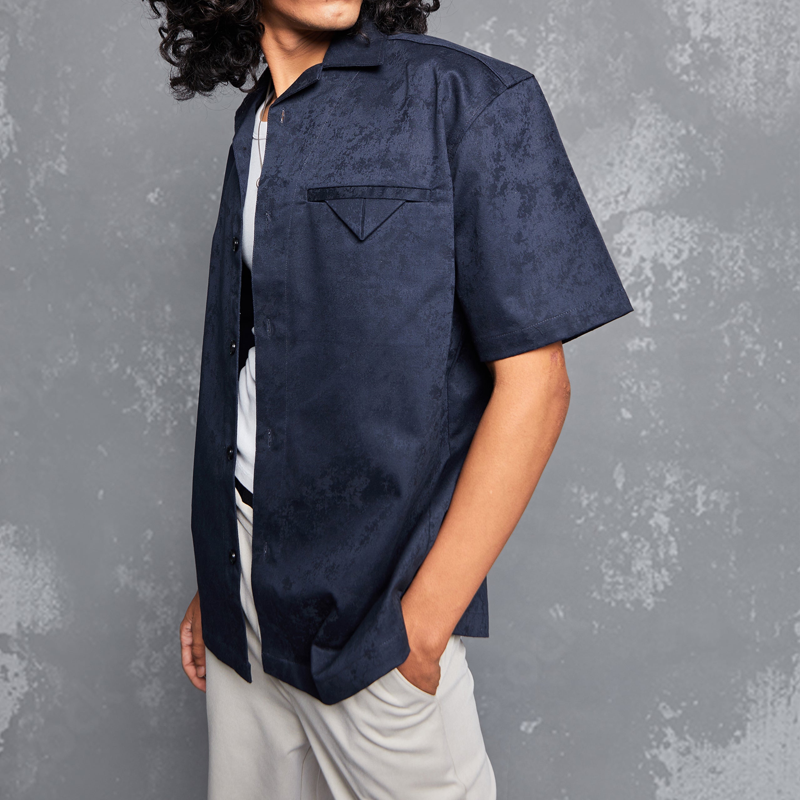 SHIRT, Jacquard shirt, abstract tonal pattern, welt pocket, fixed pleated pocket square, one piece Cuban style collar, slit at the bottom of the side seam. UNISEX, RELAXED FIT, SIZE AVAILABLE S TO XXL, PLUS SIZE CLOTHING, SHIRT, JACQUARD, POLO SHIRTS,SHIRT DESIGN, SHIRT PATTERN, SHIRT SIZING, SHIRTS FOR MEN, SHIRTS FOR GIRLS, SHIRT DESIGN FOR MEN, SHIRT DESIGN FOR GIRLS, SHIRT FOR WOMEN, SHIRT SIZE CHART, JACQUARD SHIRT DESIGNS 2021, JACQUARD SHIRT LIMELIGHT, people also ask