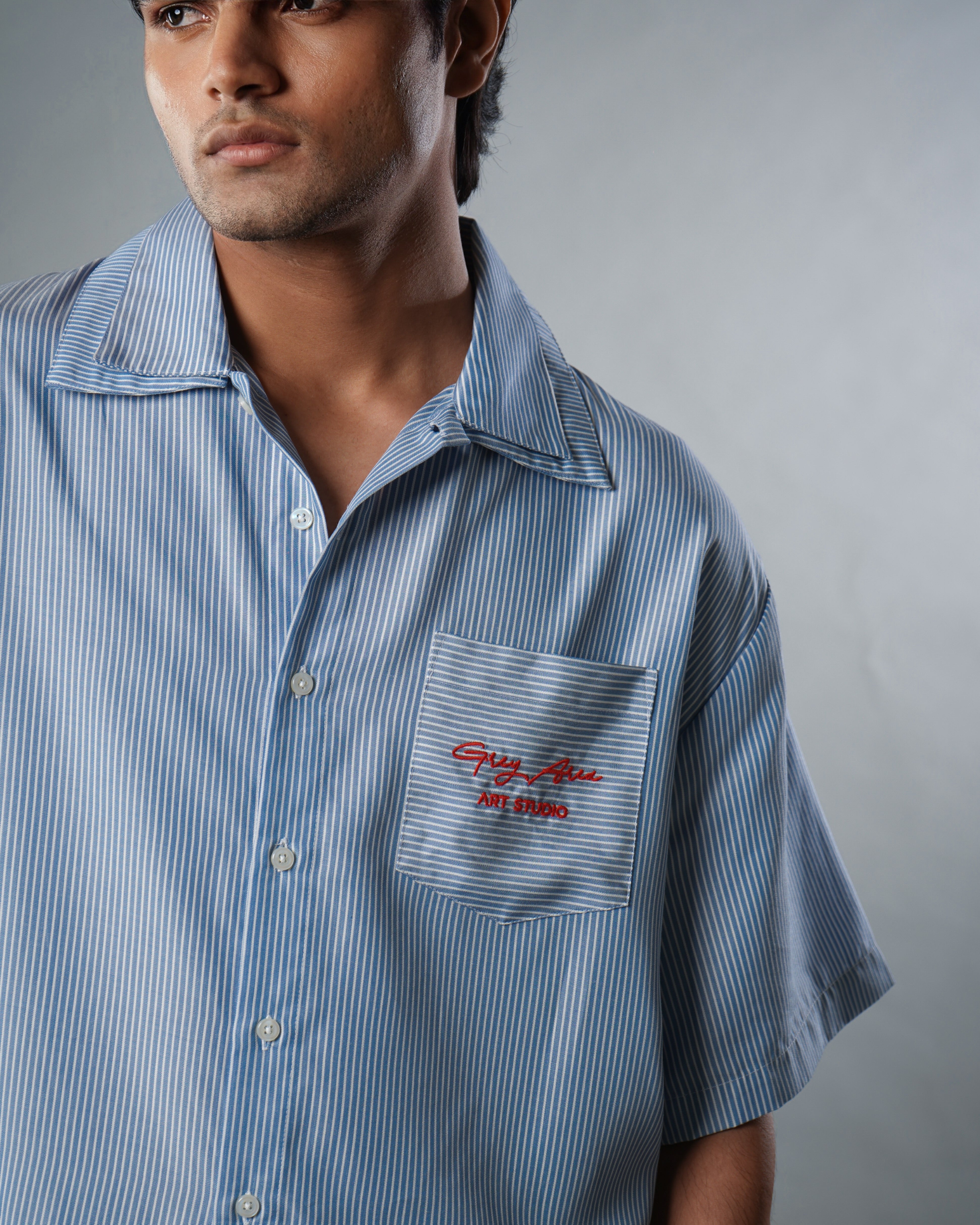 STRIPED CROP FIT SHIRT