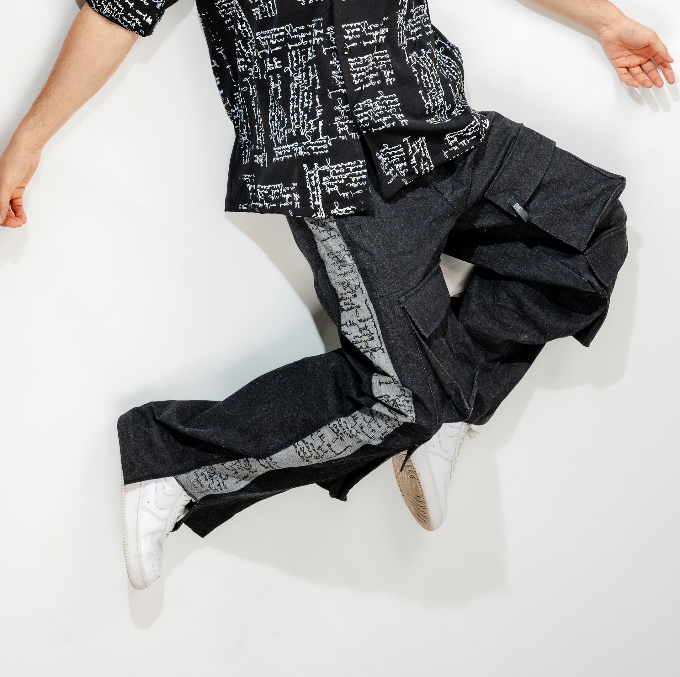 SCRIBBLED PANEL PANTS