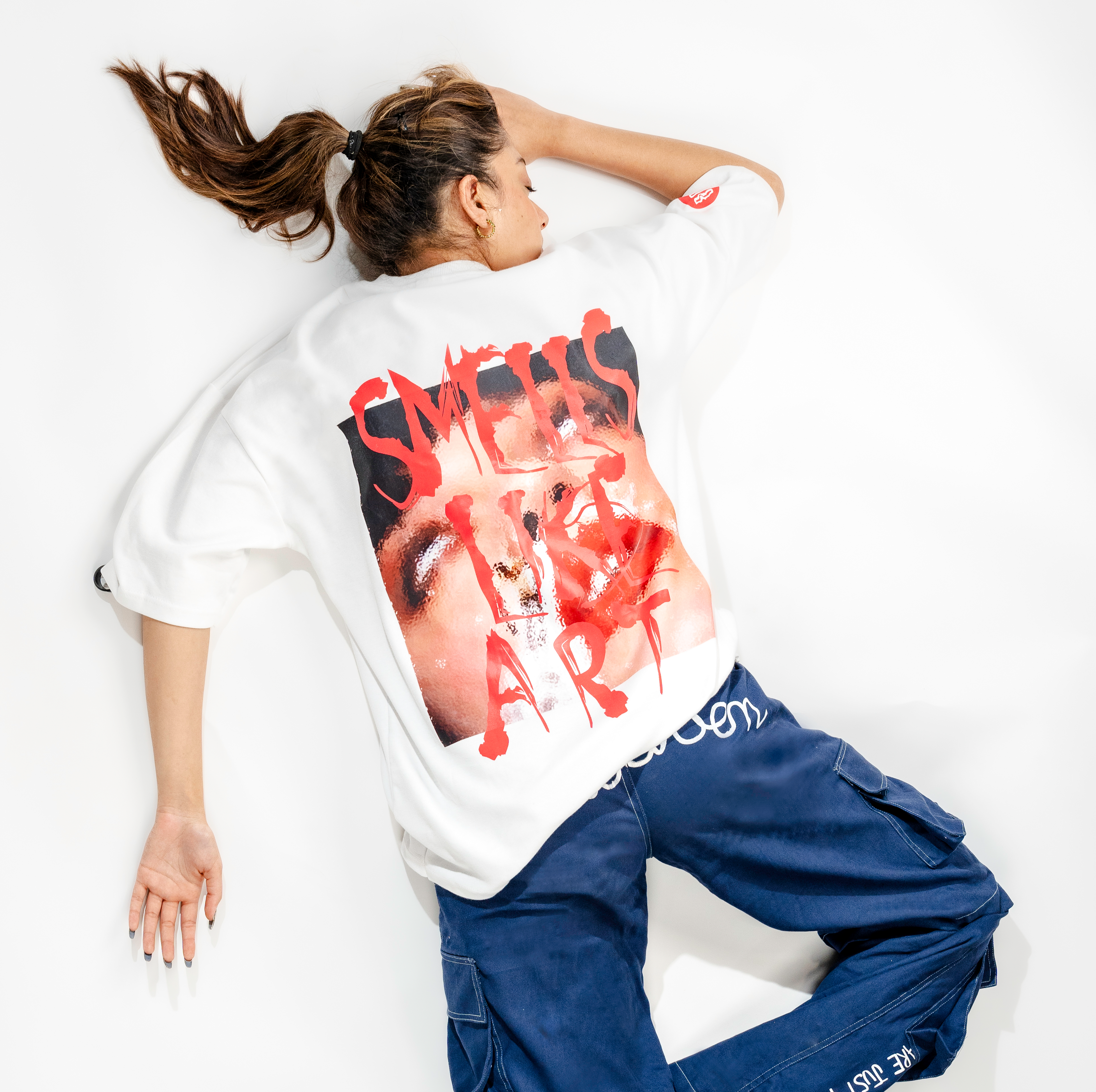 SMELLS LIKE ART TSHIRT