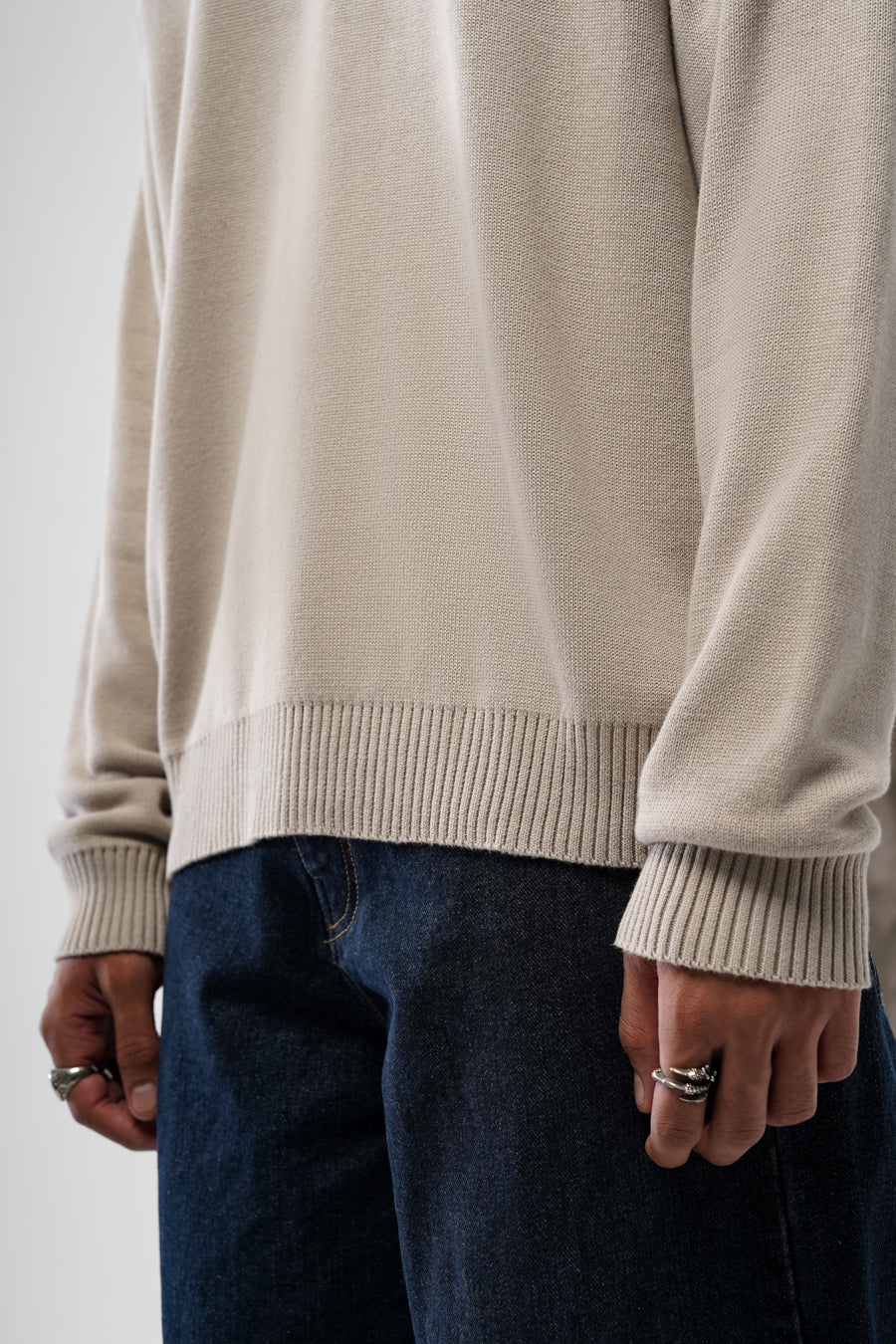 JET SET SWEATER – STONE