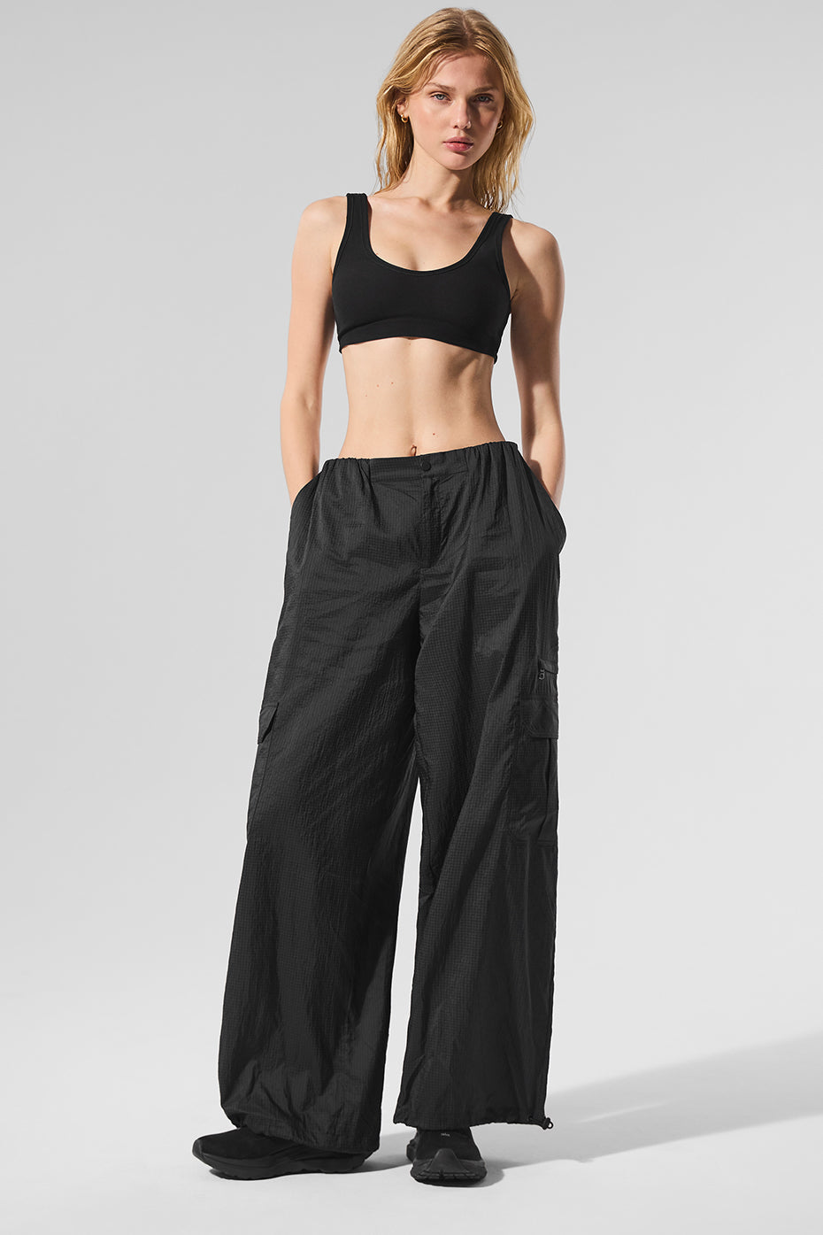 alo Sheer Game Time Wide Leg Jogger - Black