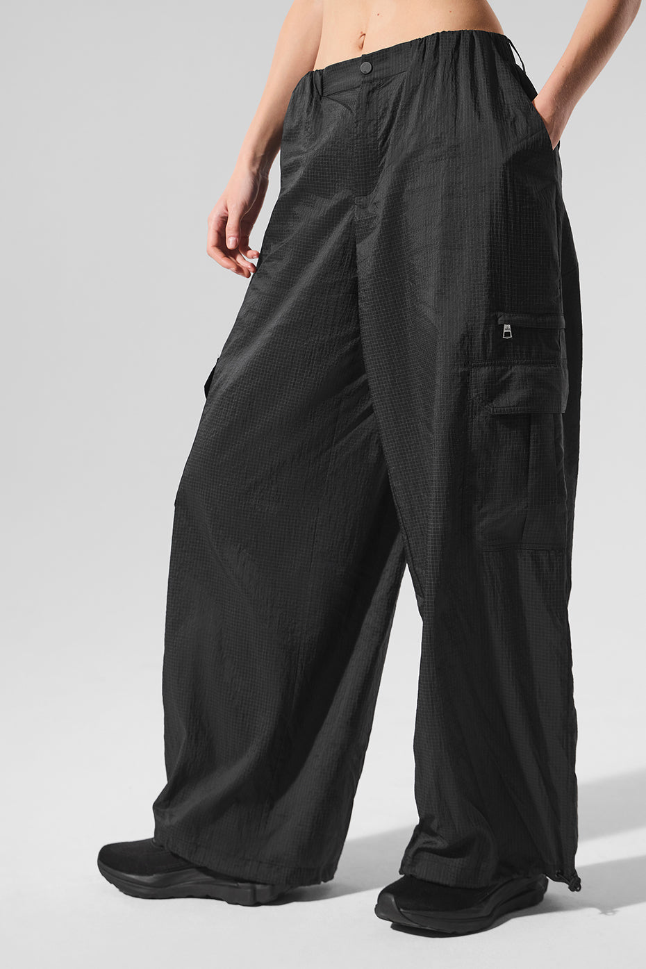 alo Sheer Game Time Wide Leg Jogger - Black