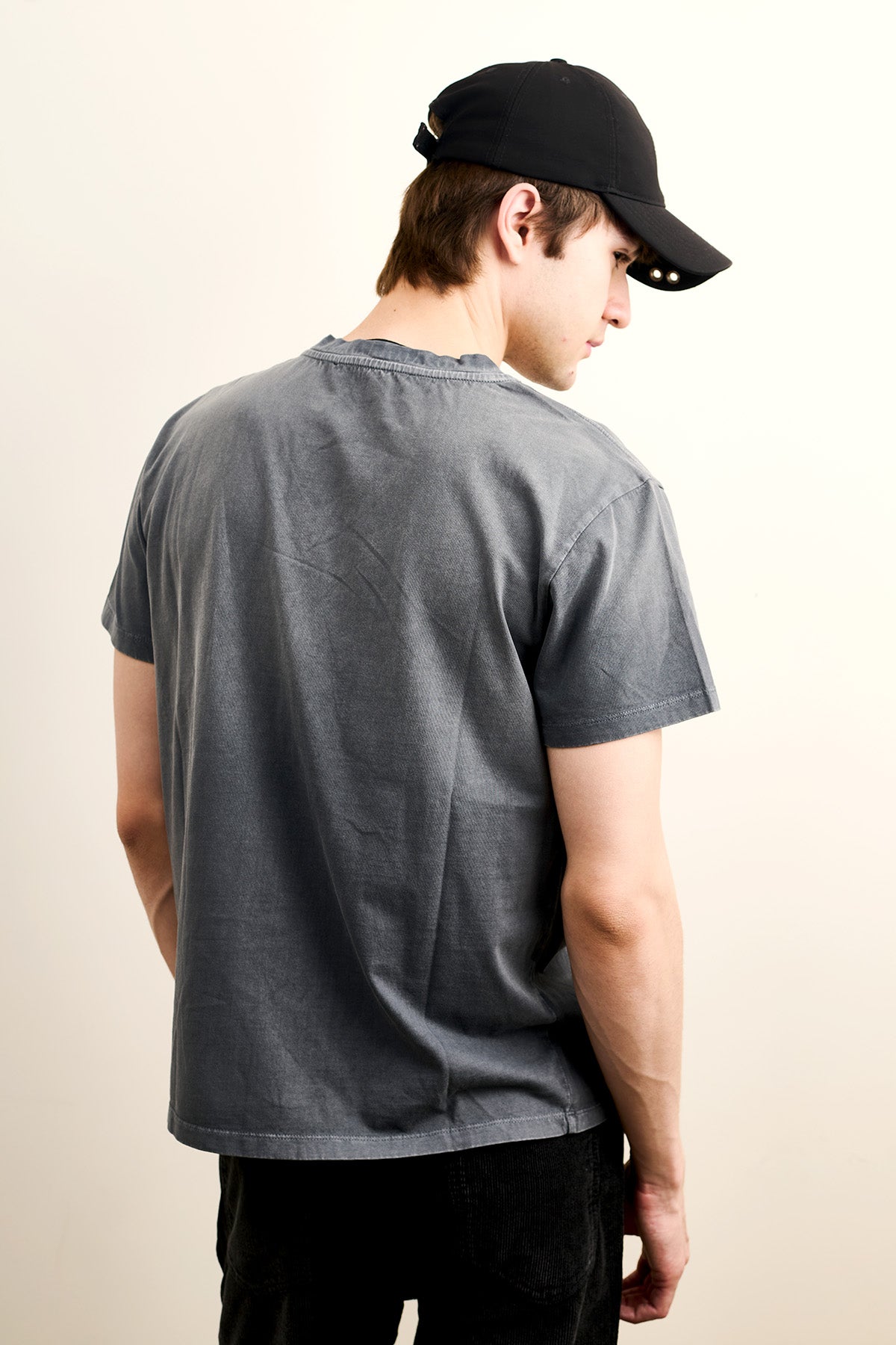 THE SILENCE — V-NECK TEE