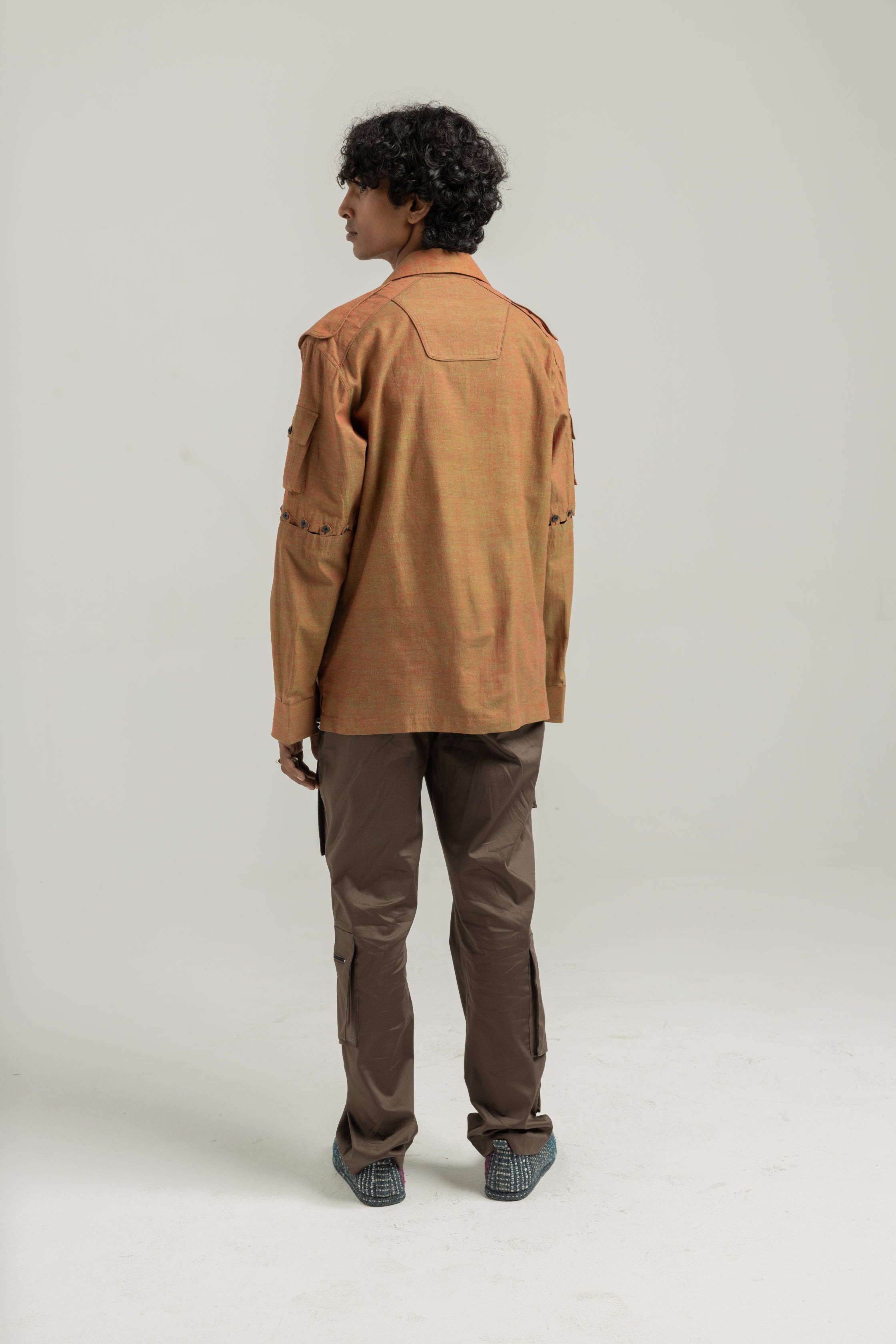 Dhup-Chav Detachable Sleeve Shirt