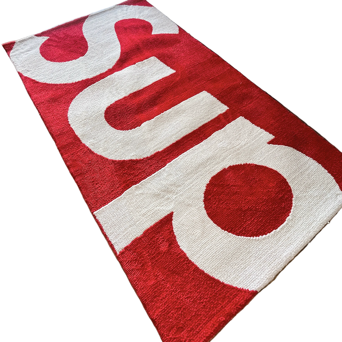 Sup Machine Made Custom Rug