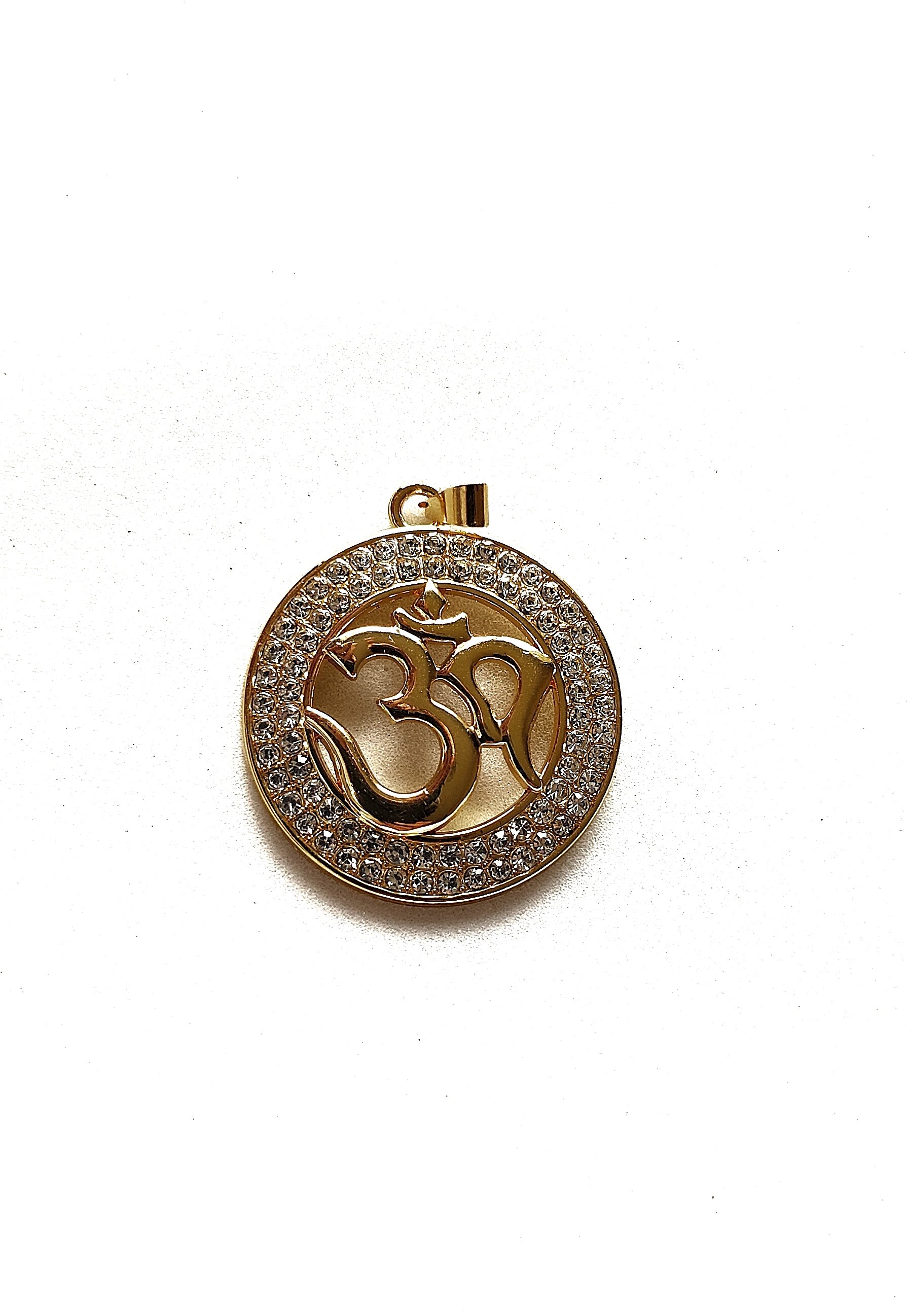 Gold Divine crystal OM pendant with free rope chain