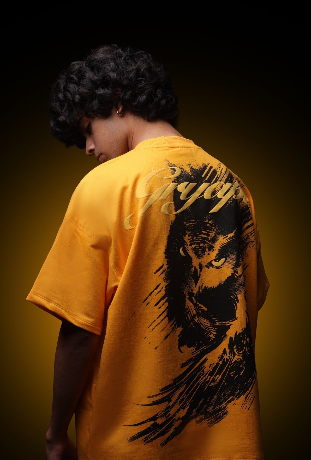 YELLOW STRIKE T-SHIRT