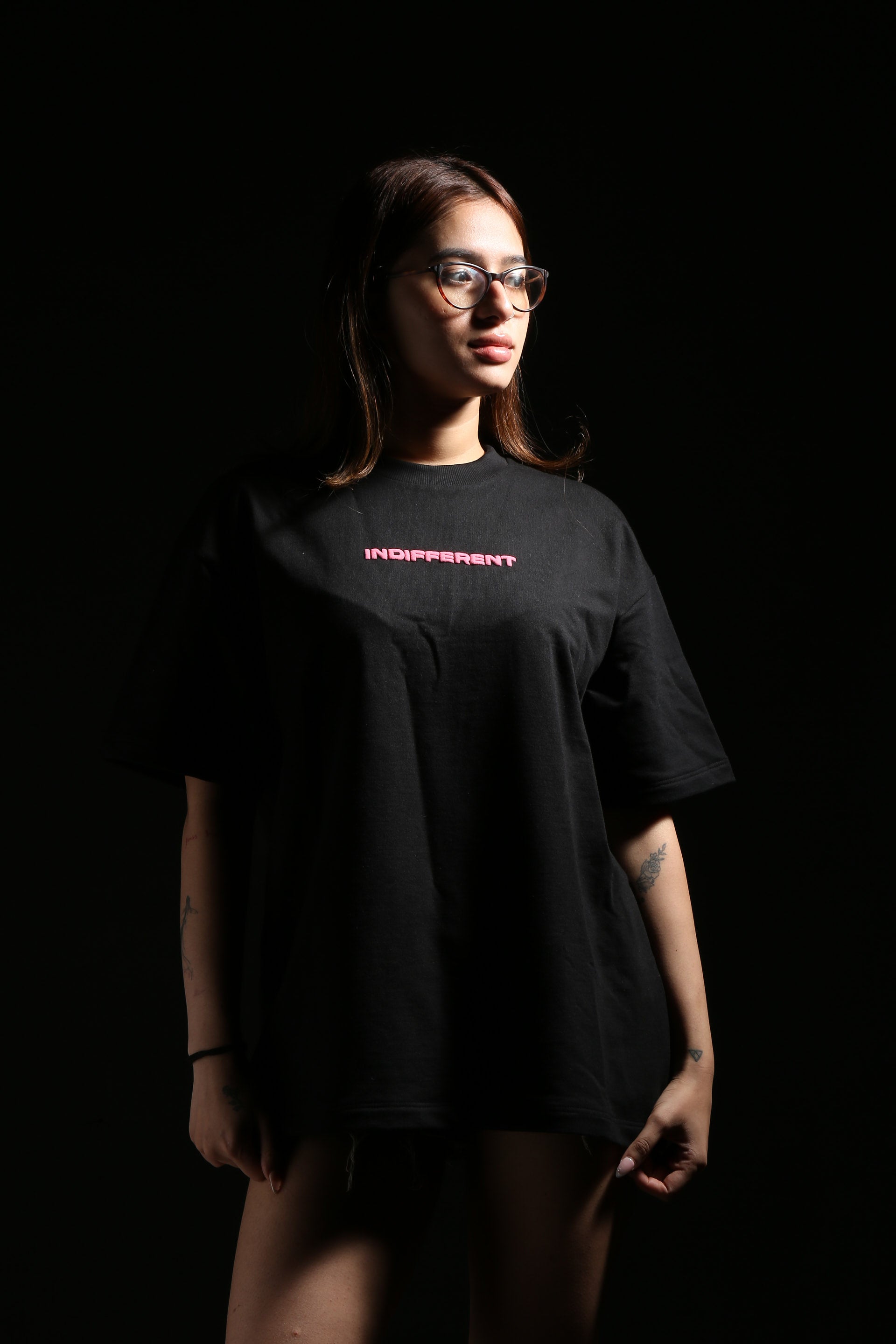 INDIFFERENT BLACK-WHITE PACK OF 2