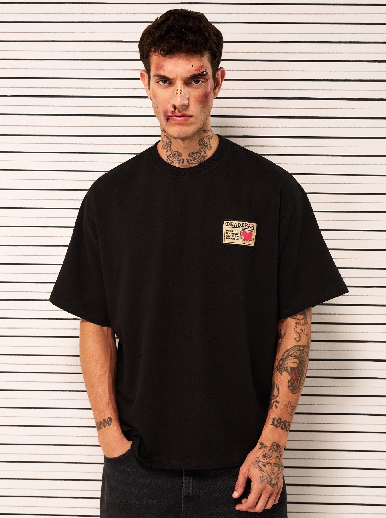Mugshot Tee Black