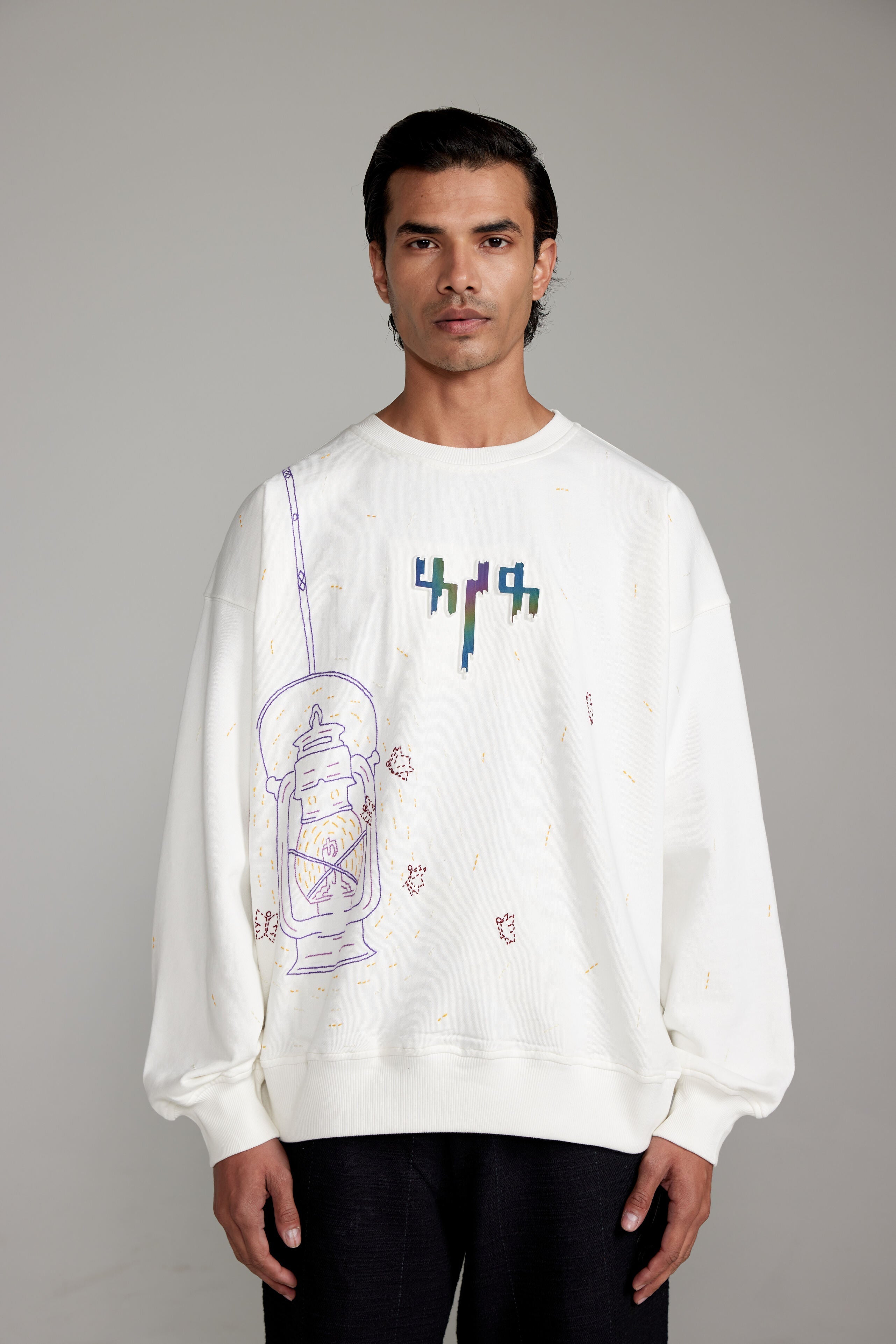 “Shama- Parvana” Embroidered Sweatshirt