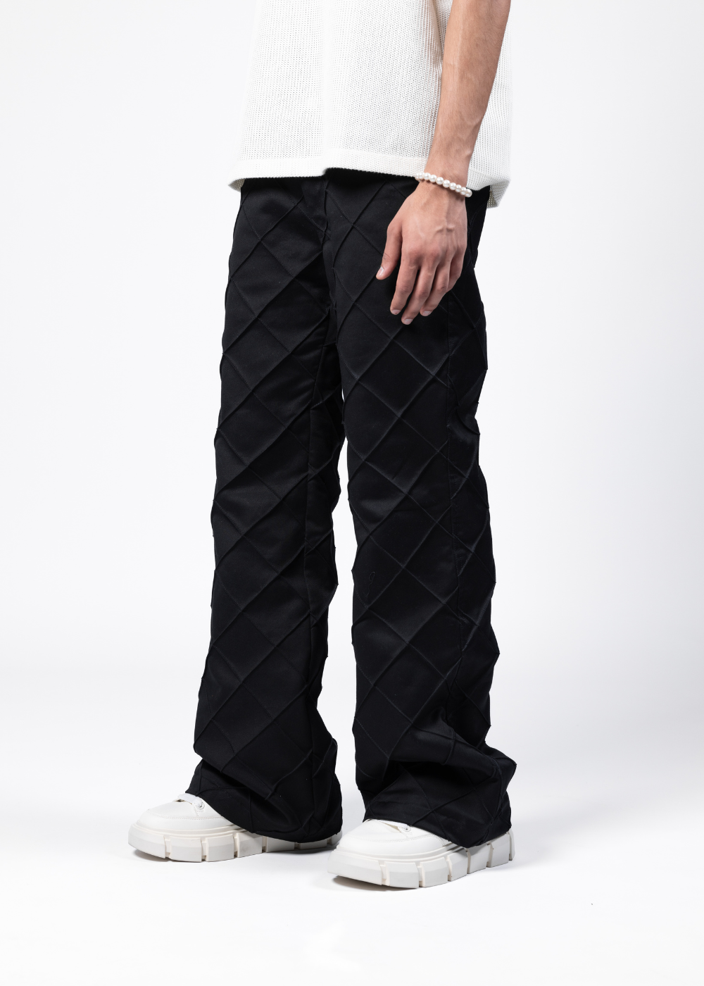 PIN TUCKS DENIM - BLACK