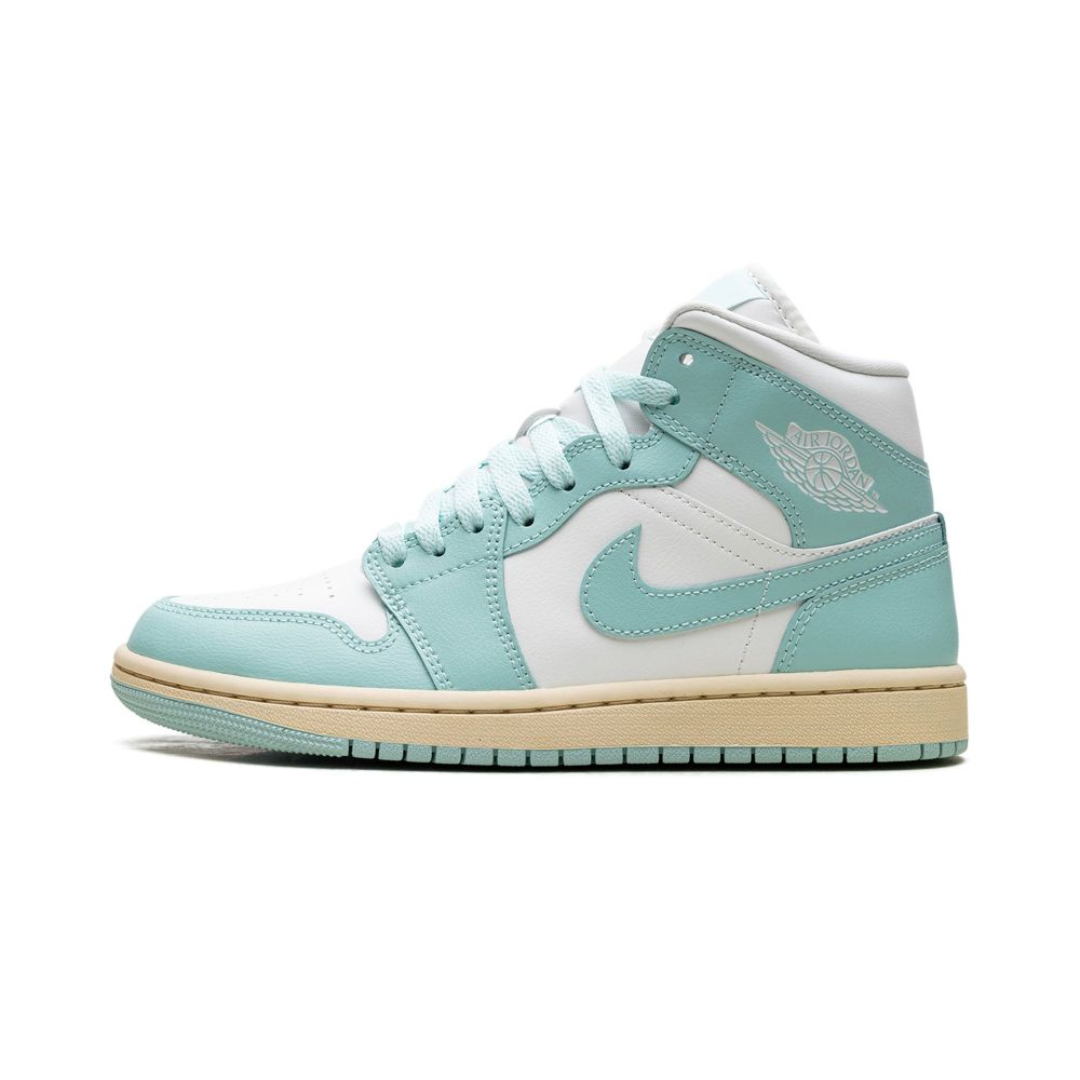 Jordan 1 Mid Light Dew (W)