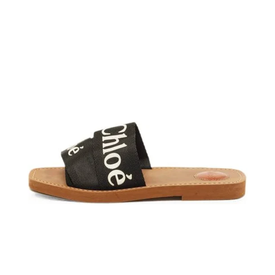 CHLOE WOODY LOGO-PRINT SANDAL BLACK