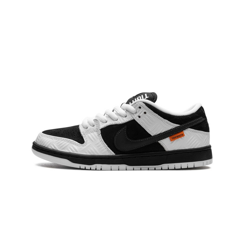 Nike SB Dunk Low TIGHTBOOTH