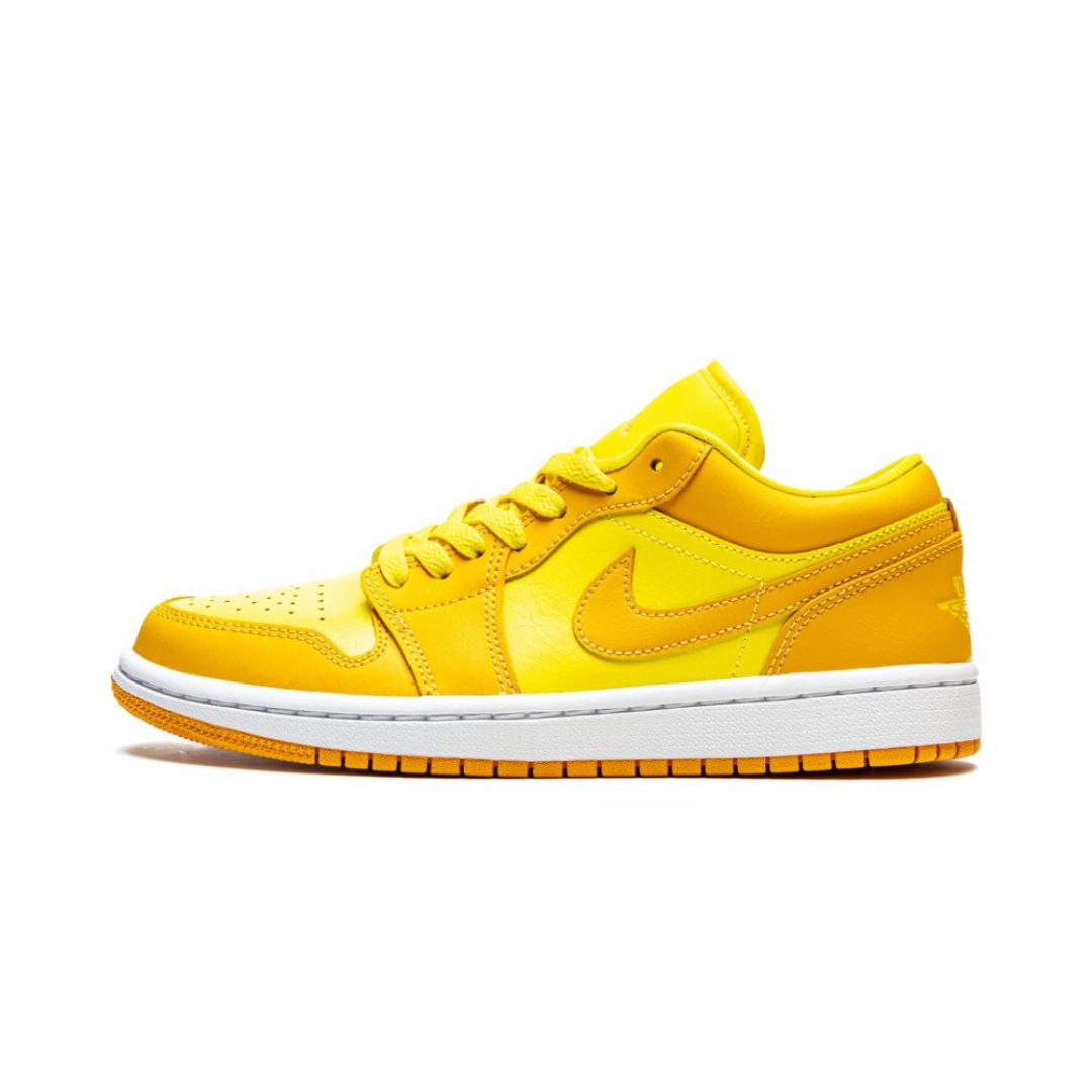 Jordan 1 Low Yellow Strike (W)