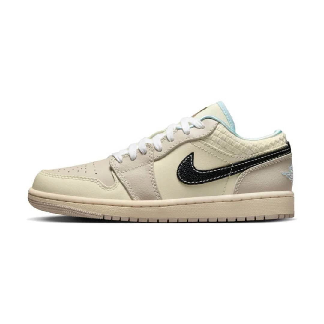 Jordan 1 Low SE Sanddrift Glacier Blue (W)