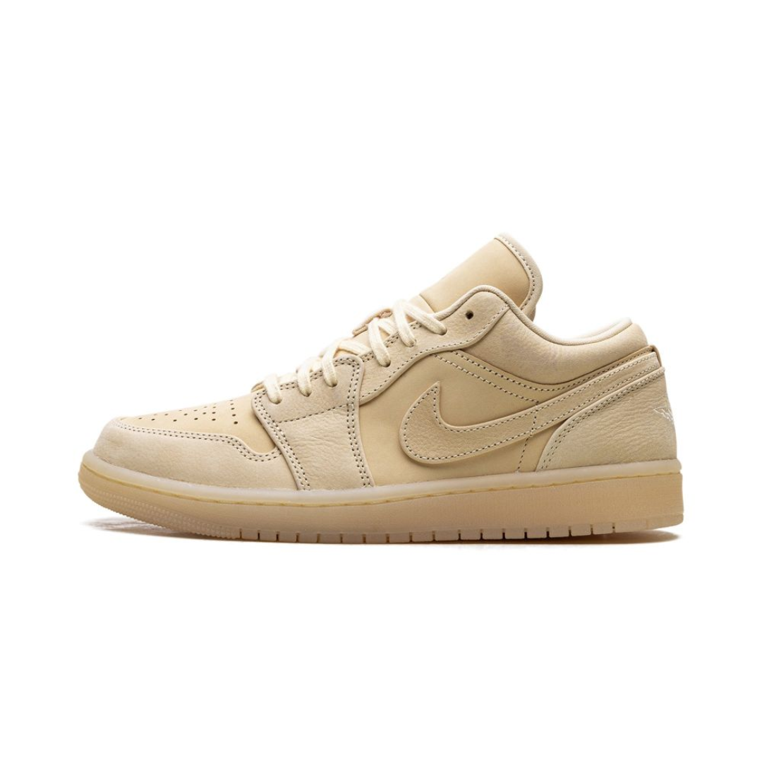 Jordan 1 Low SE Sand (W)