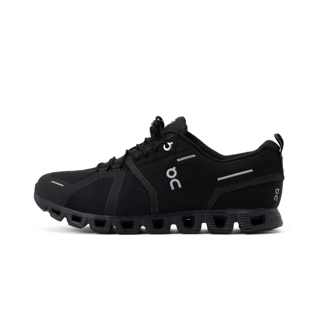 On Running Cloud 5 Waterproof All Black