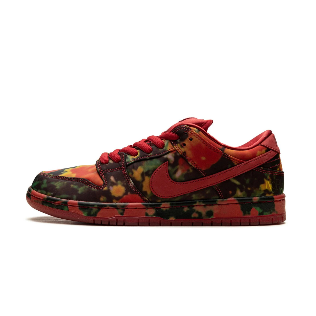 Nike SB Dunk Low The Wizard of Oz Poppy Field