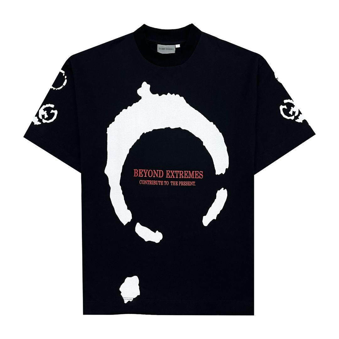 Stain T-shirt in Black [Unisex]