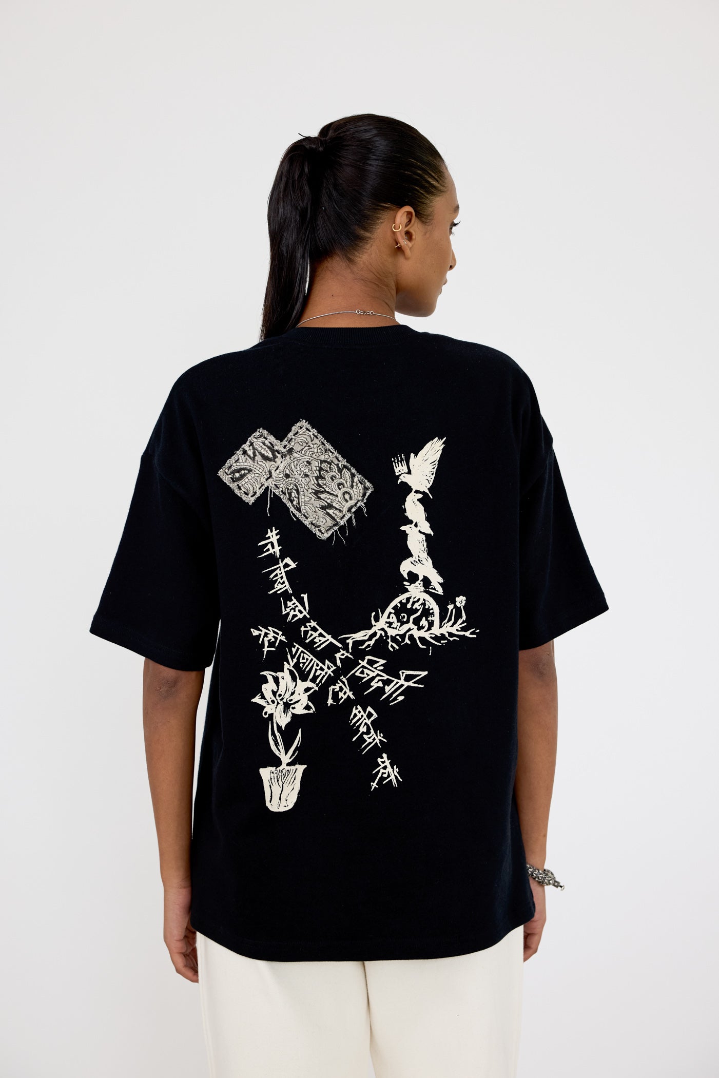 Intezaar' T-shirt