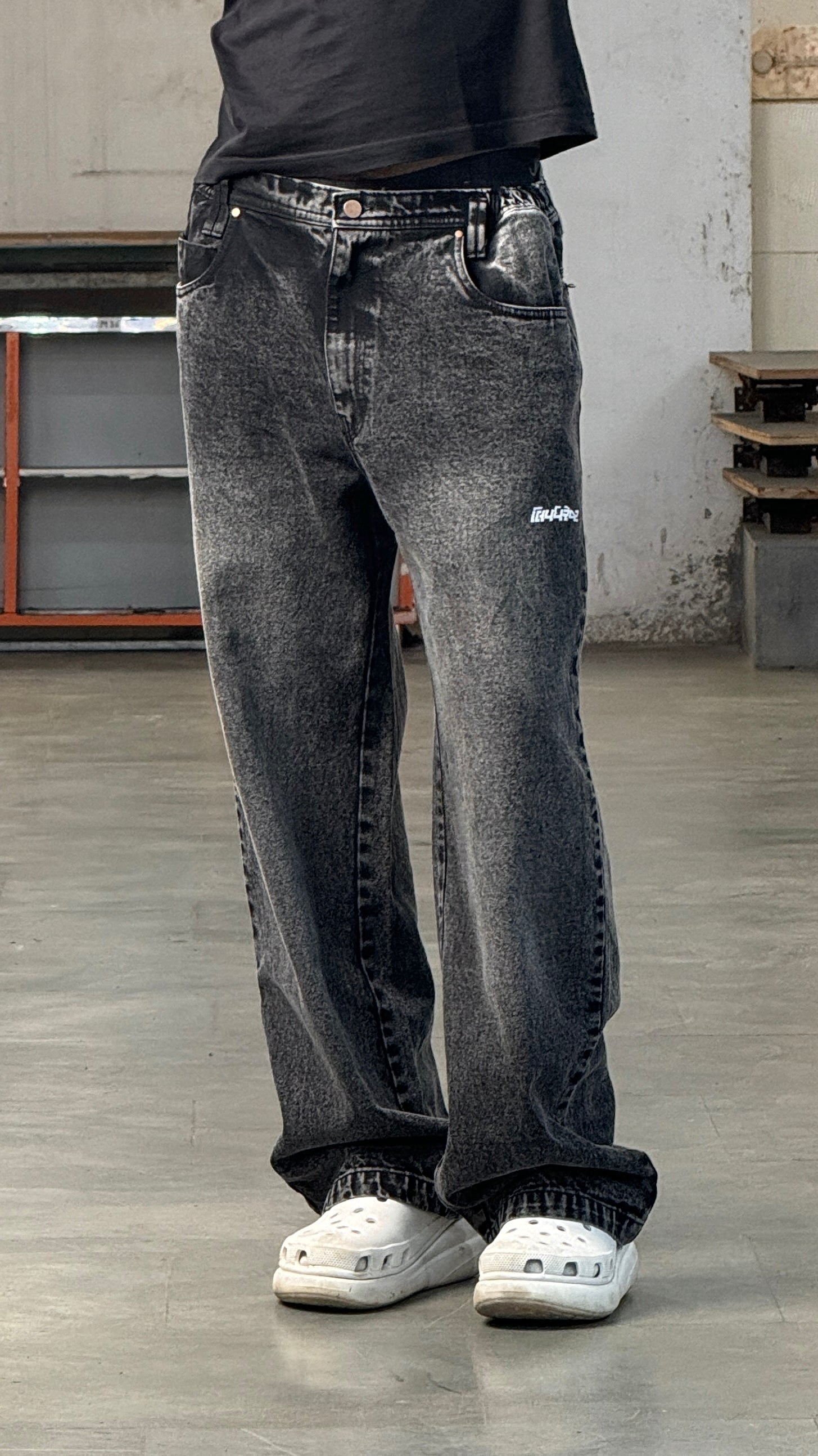 KAALA PATTHAR JEANS RTW