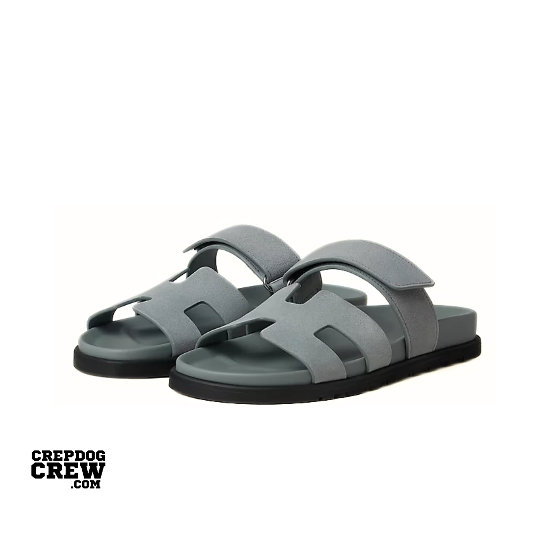 HERMES CHYPRE SUEDE SANDALS BLUE