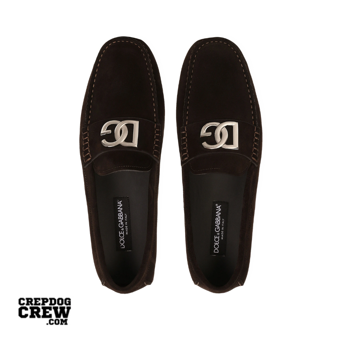 DOLCE AND GABBANA LOGO-PLAQUE SUEDE LOAFERS Brown