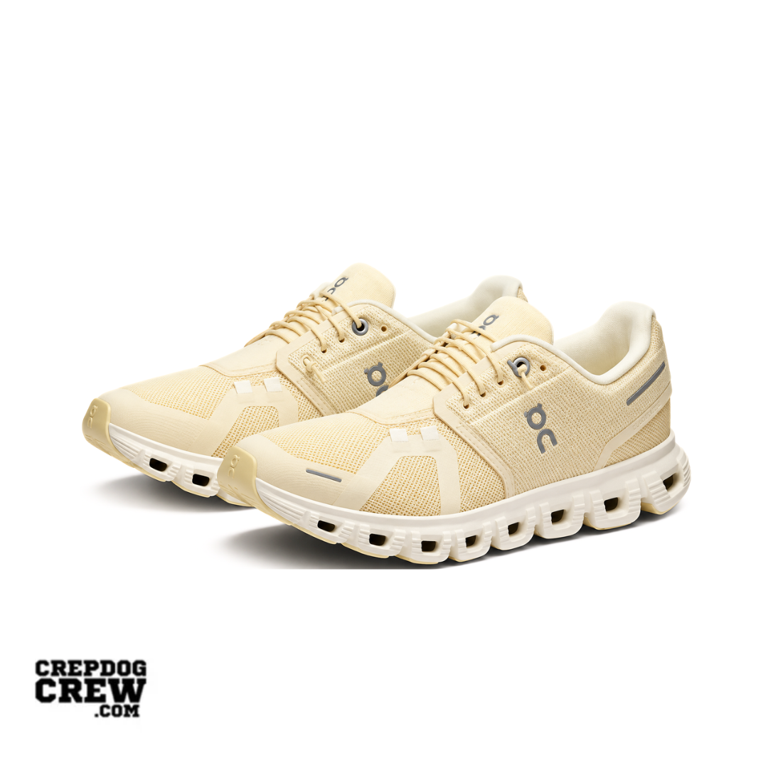On Running Cloud 6 Castor Ivory (W)