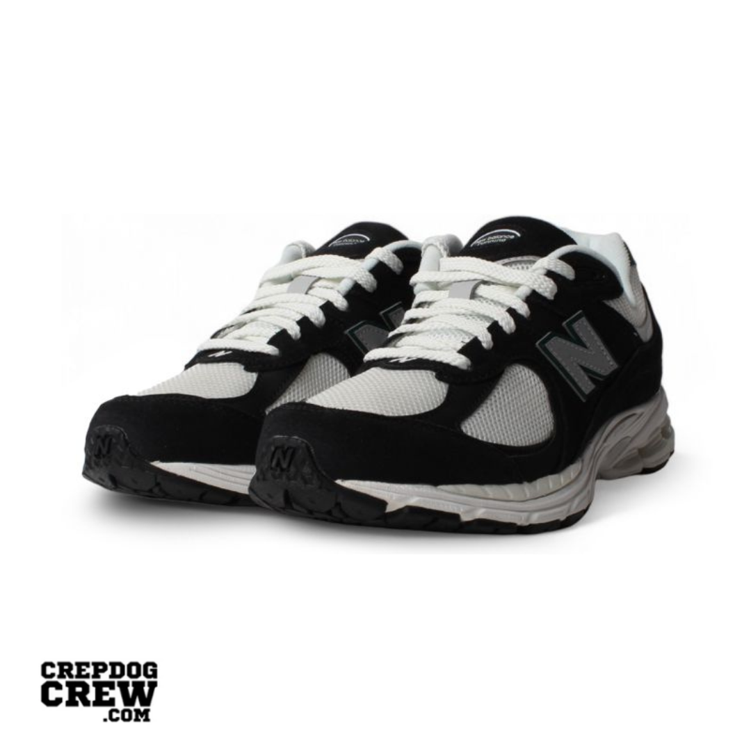 New Balance 2002R Black Marsh Green