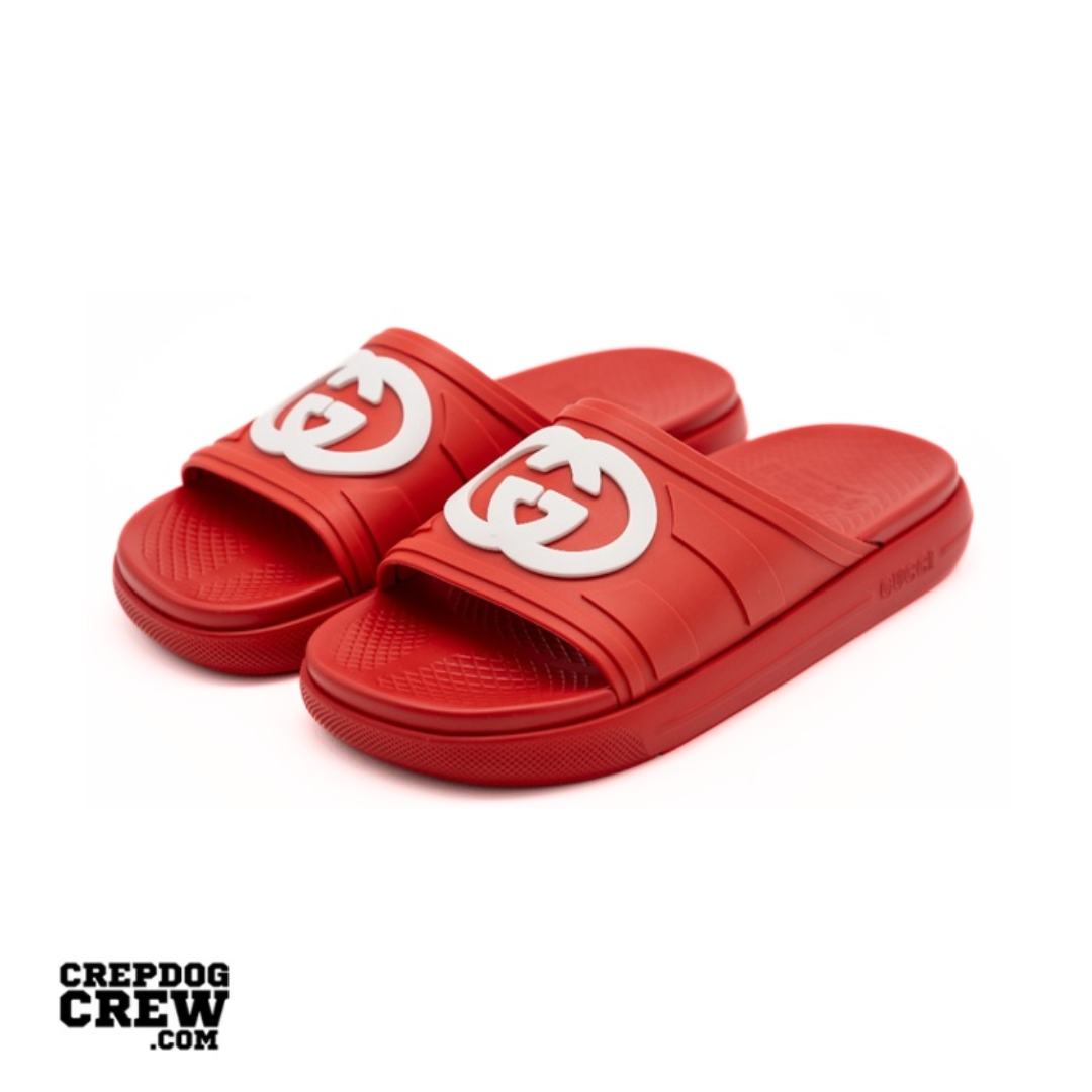 GUCCI INTERLOCKING G POOL SLIDES RED