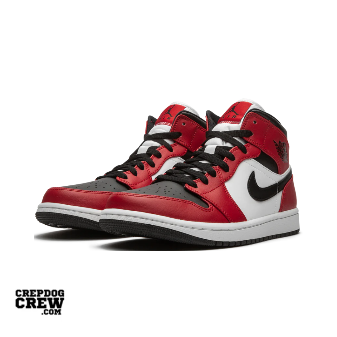 Jordan 1 Mid Chicago Toe