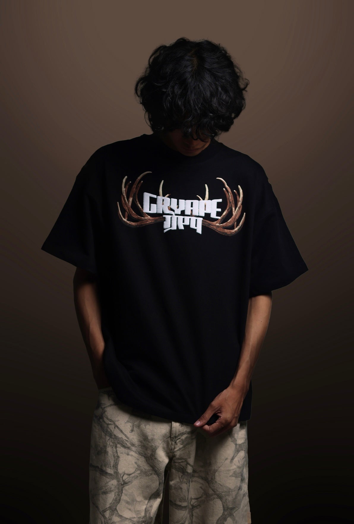 BLACK MAJESTIC MOCHA T-SHIRT