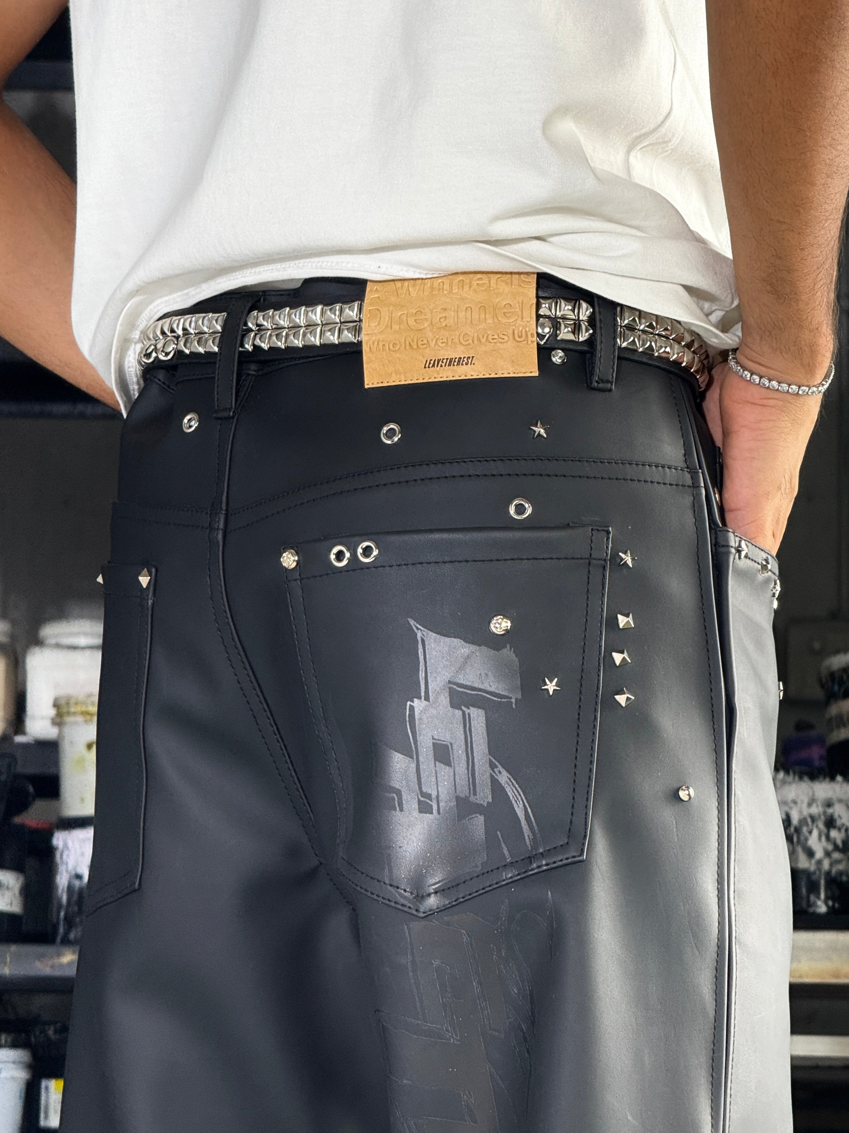 EL MENCHO LEATHER TRIP