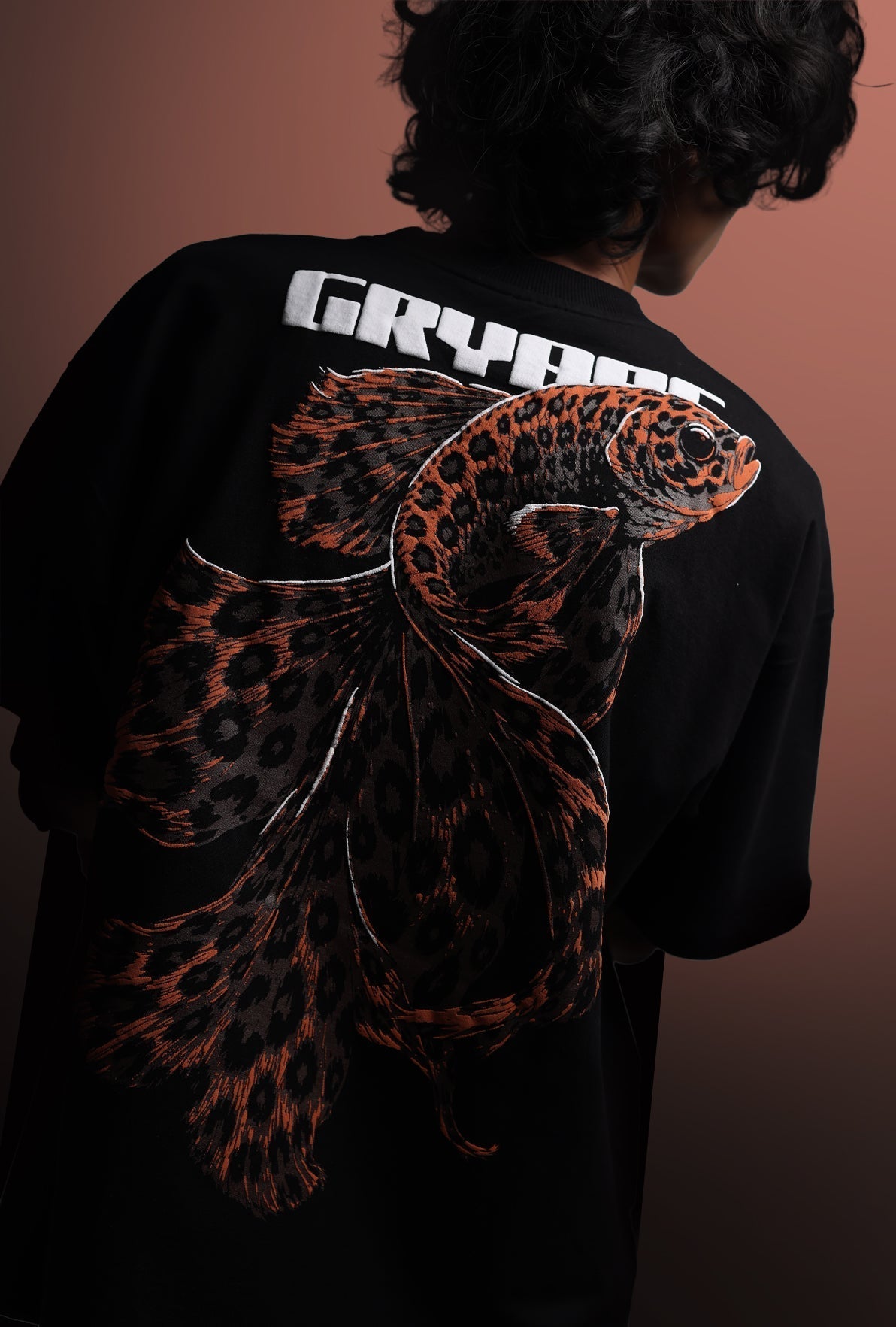 LEOPARD FIN T-SHIRT
