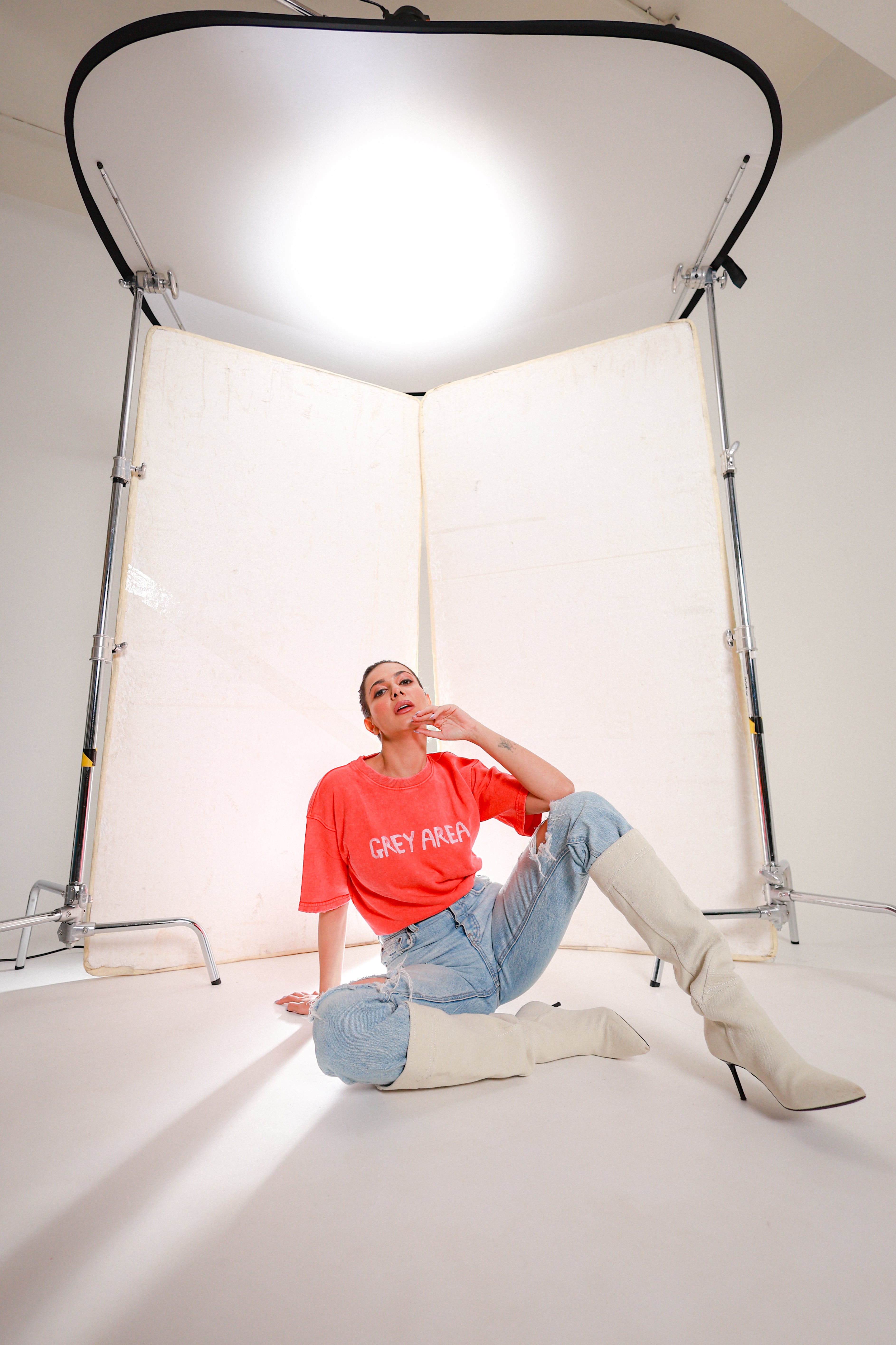 ART QUOTE T-SHIRT (SCARLET)