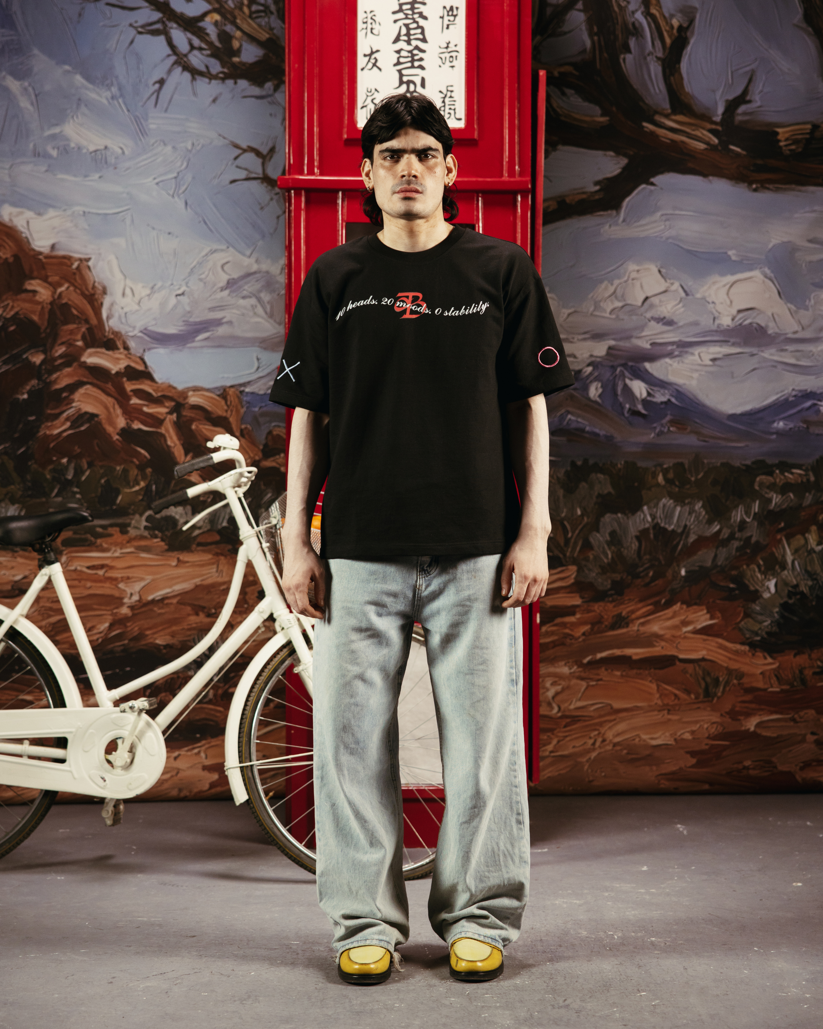 10 HEADS/ 20 MOODS (T-SHIRT)