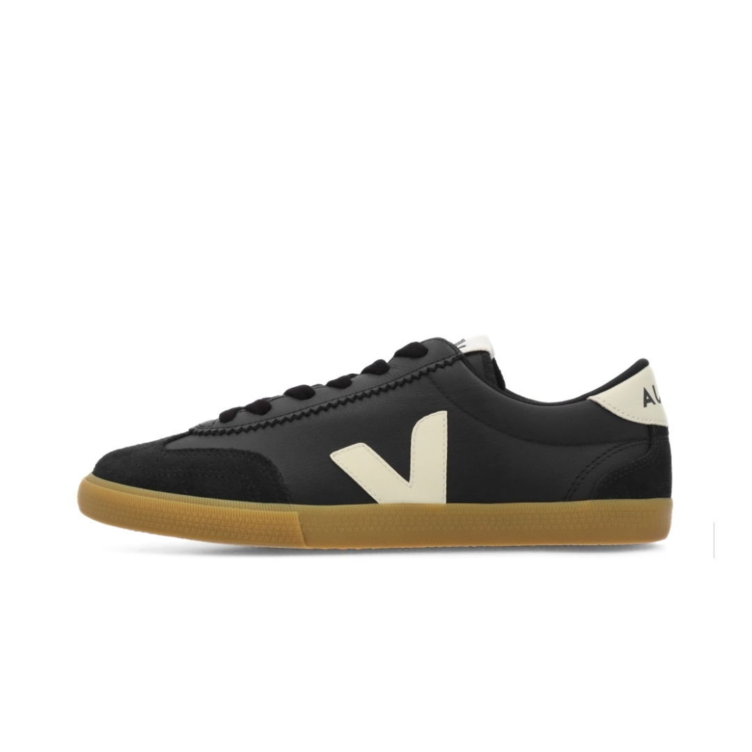 VEJA VOLLEY LEATHER BLACK PIERRE