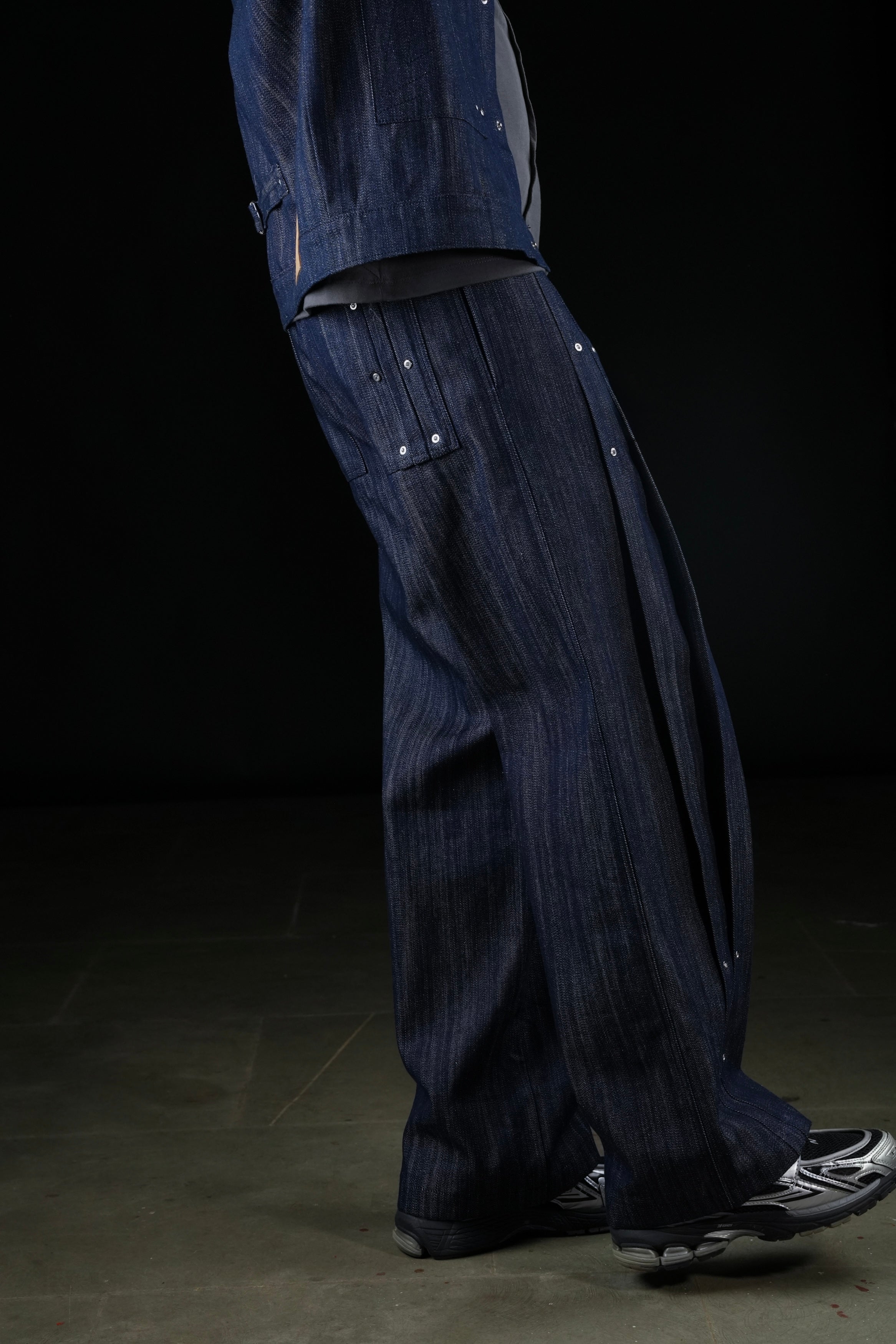 Pleated Slub Jeans- Indigo - MTM