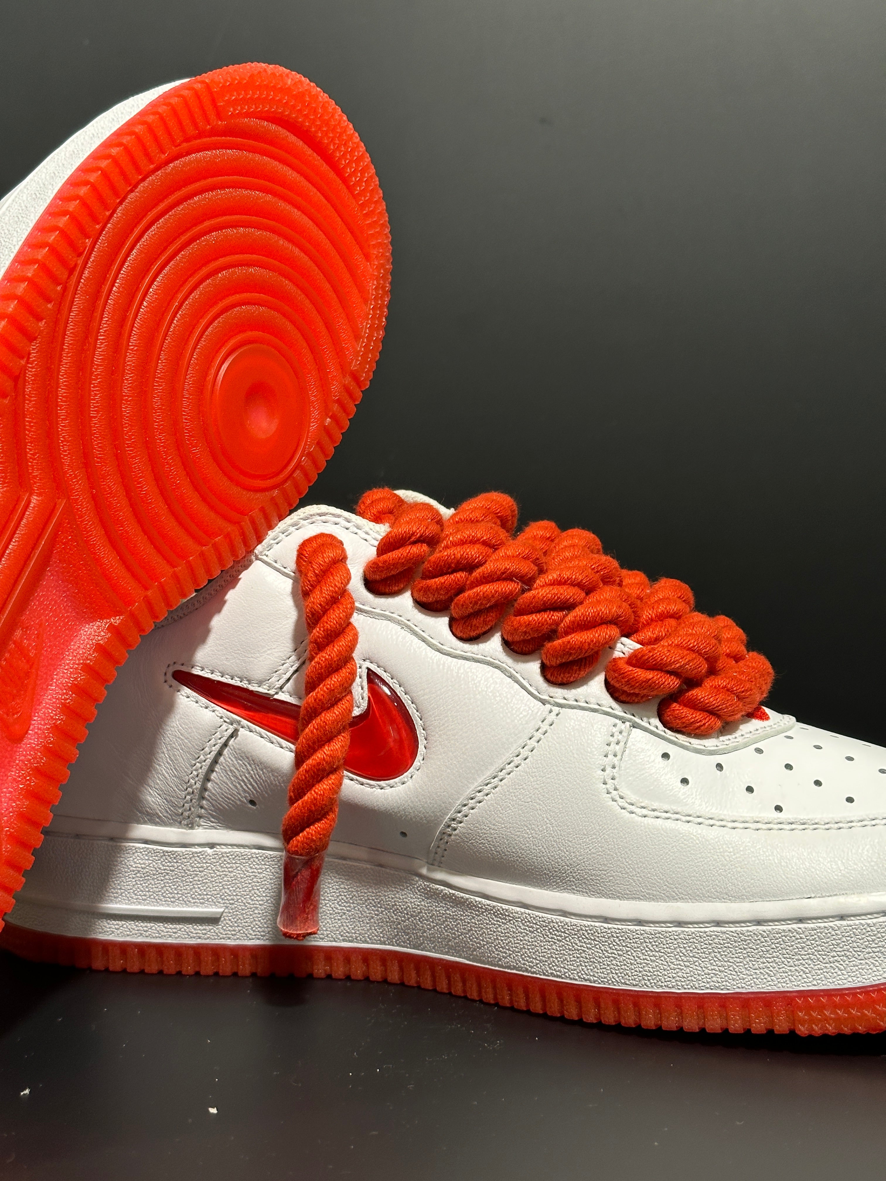 UNIVERSITY RED ROPE AF1